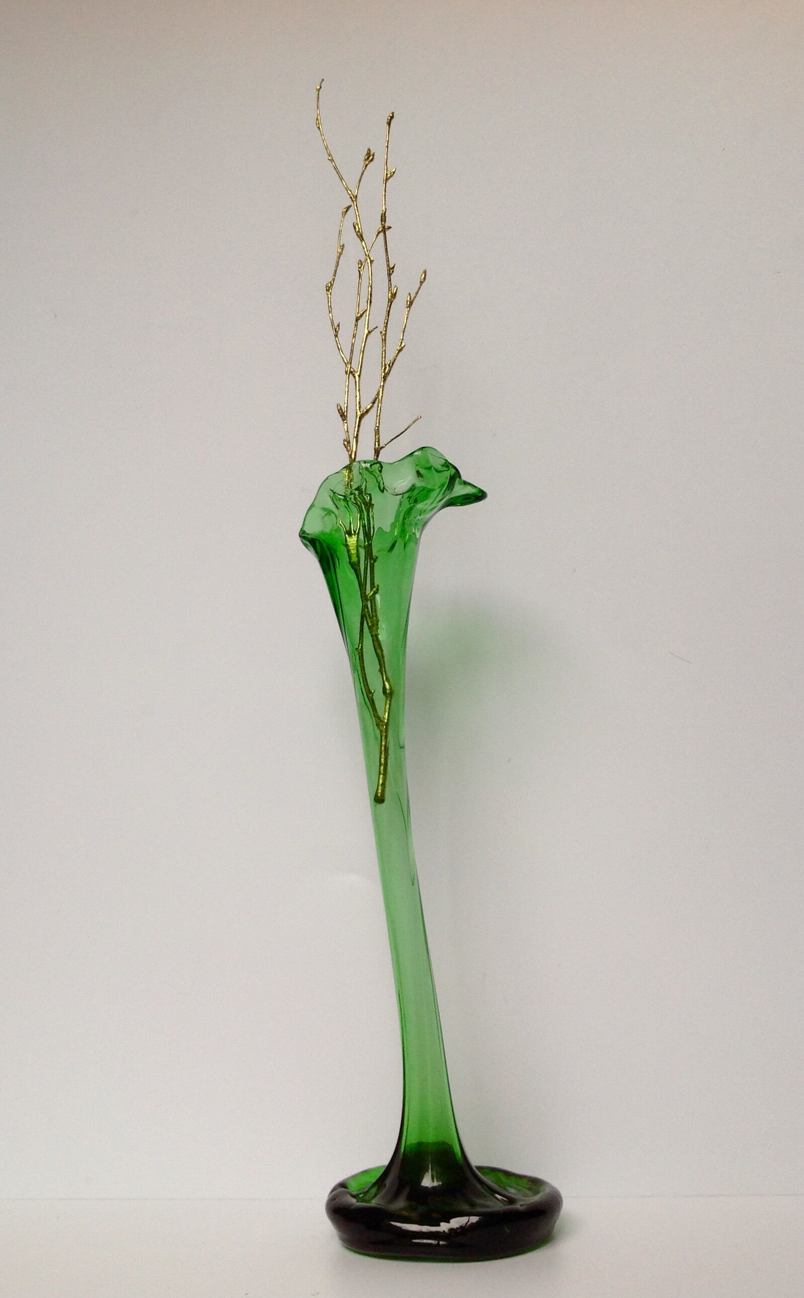 Green soliflore vase