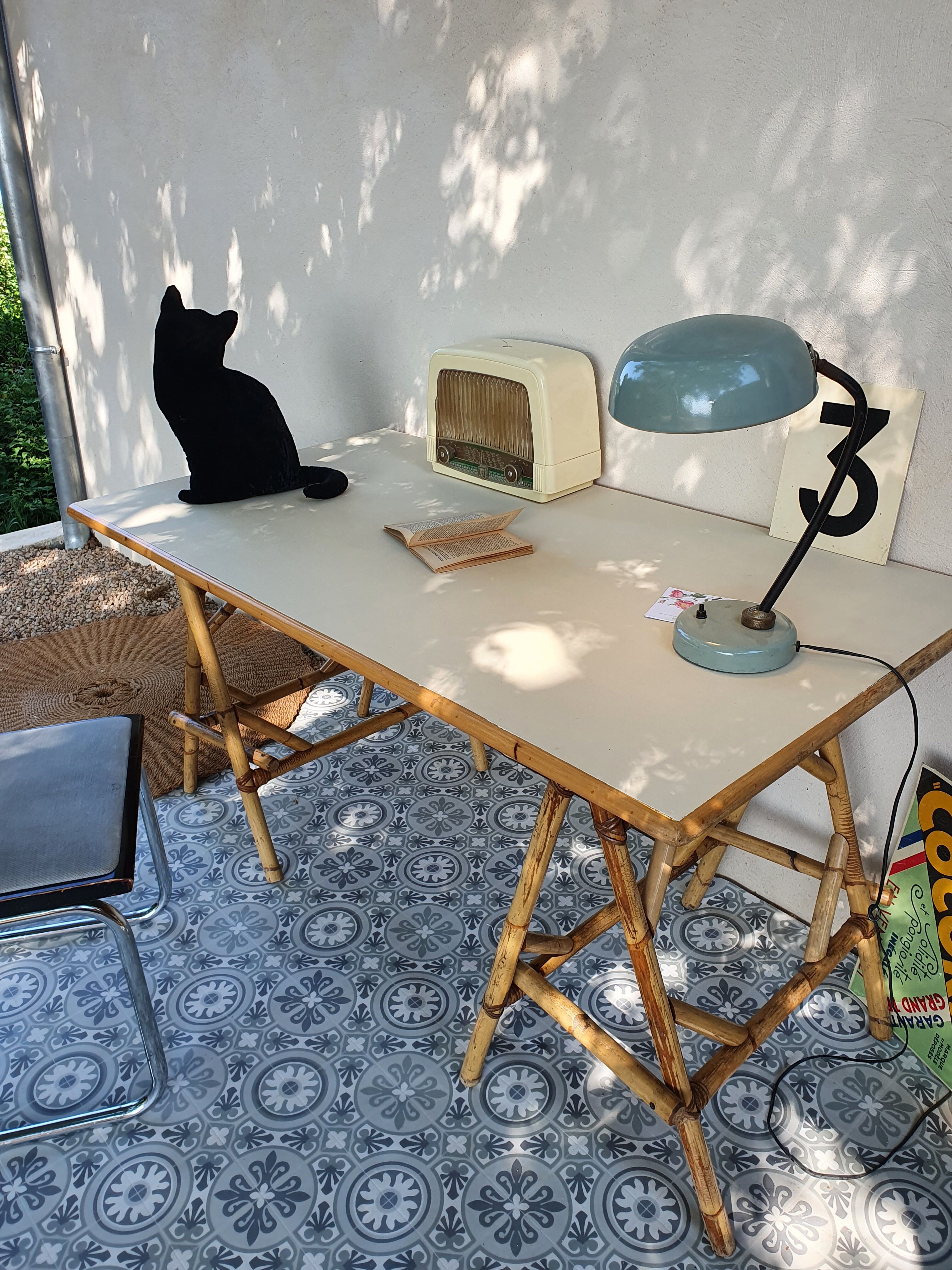 Bureau en rotin