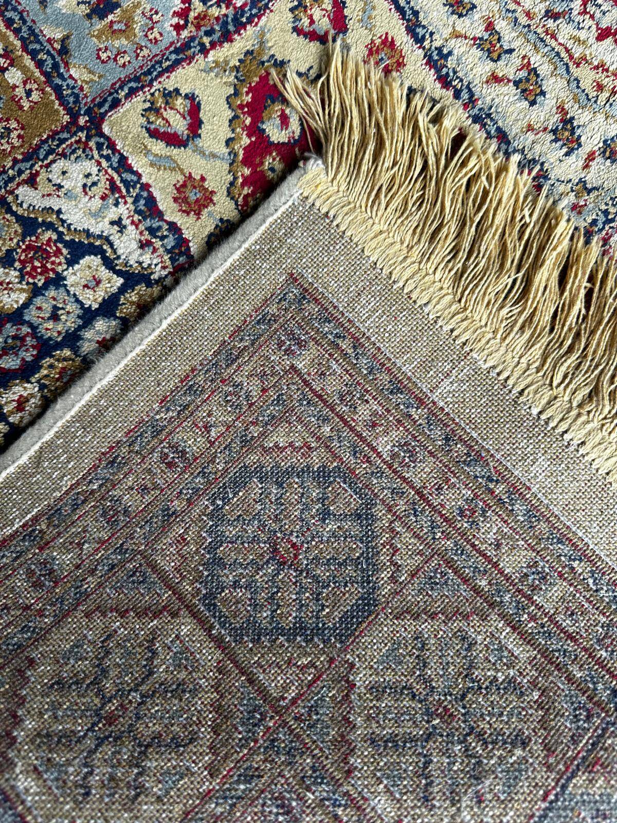 Oriental style rug 120 cm x 170 cm