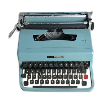 Machine à écrire bleu vintage Olivetti