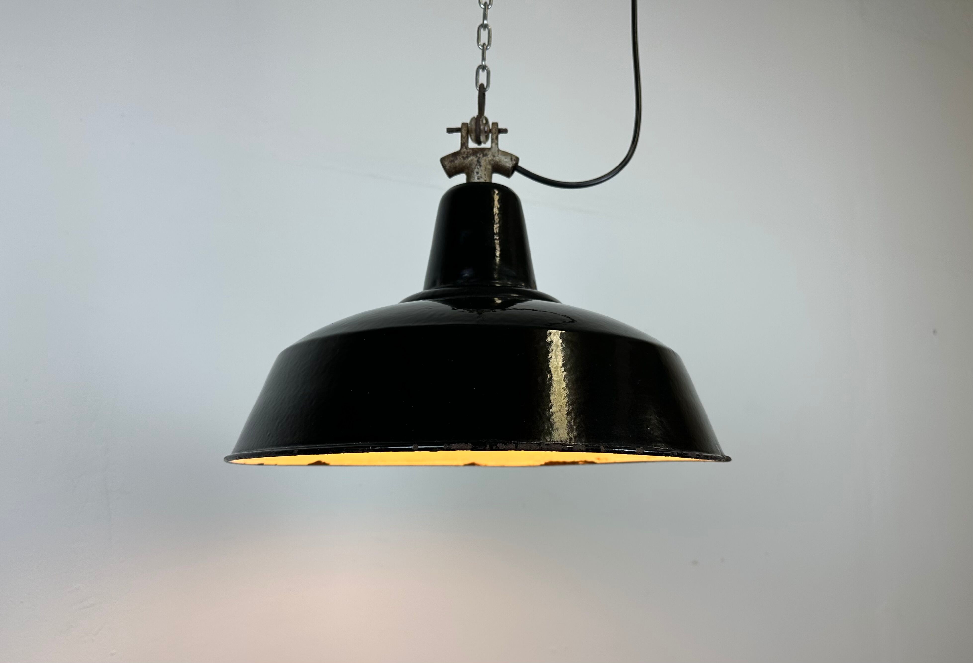 Industrial Black Enamel Factory Lamp with Cast Iron Top, 1950s