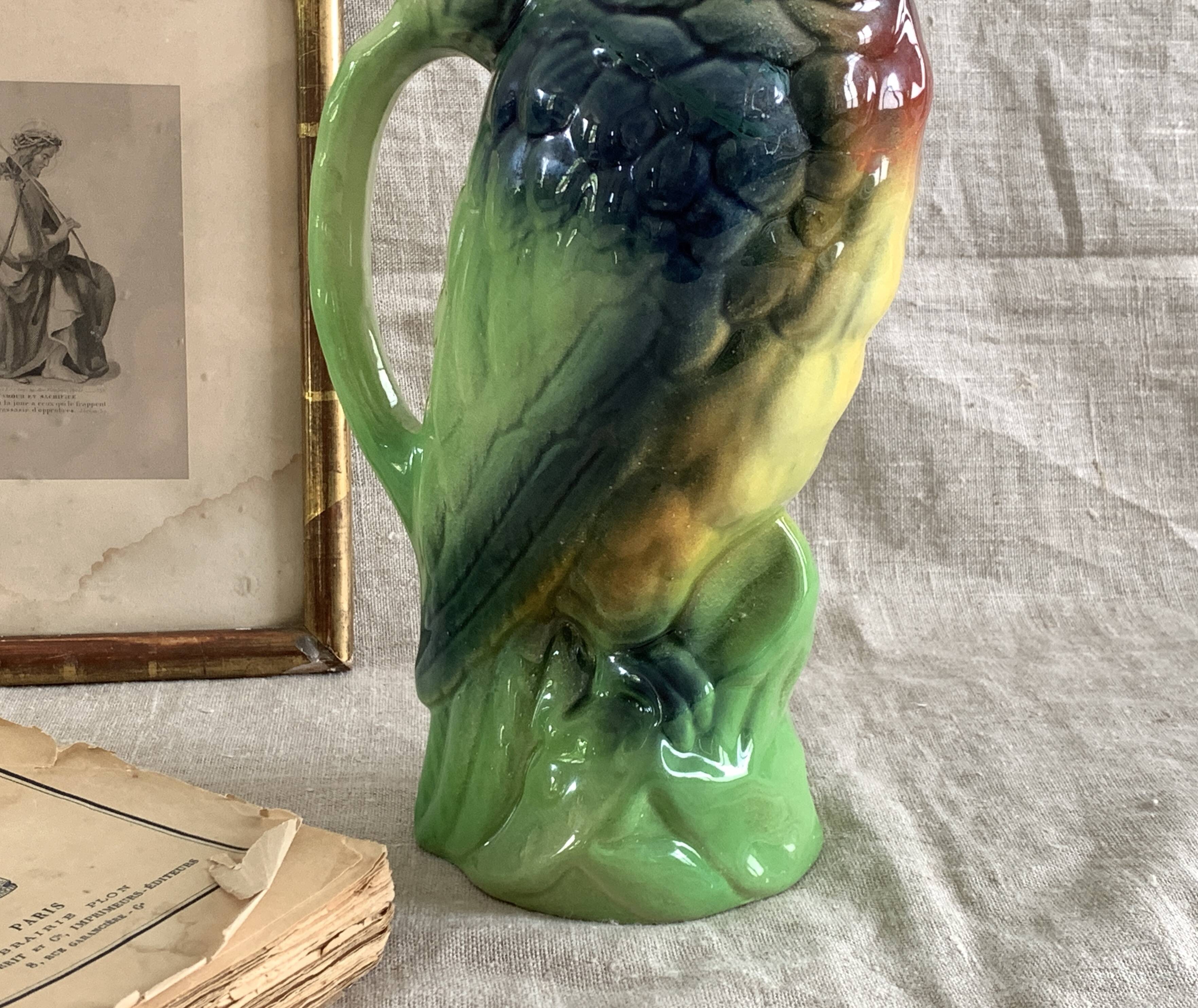 Carafe Perroquet en barbotine Saint Clément