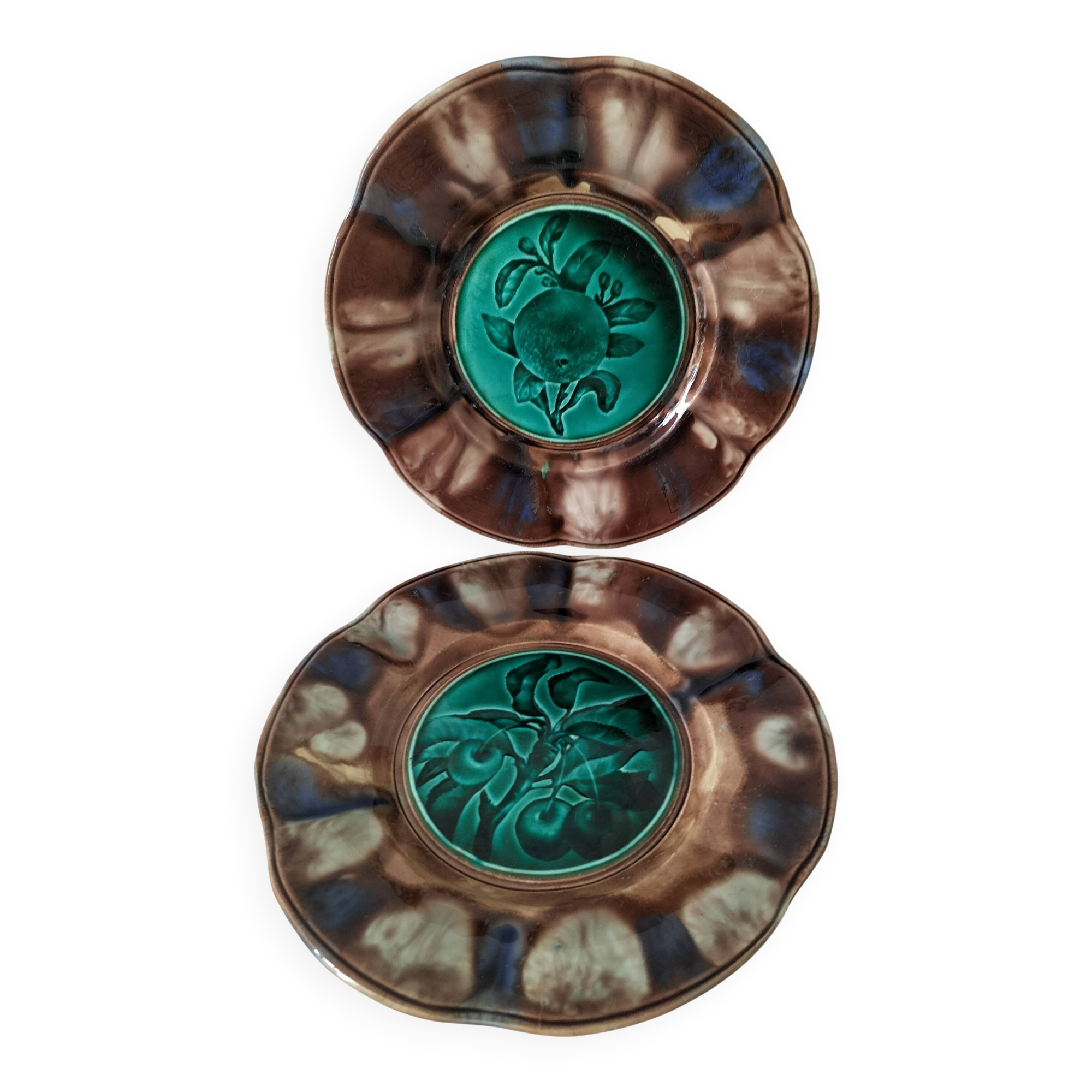 Pair of antique plates - Rubelles Enamel Factory (circa 1845–1855)