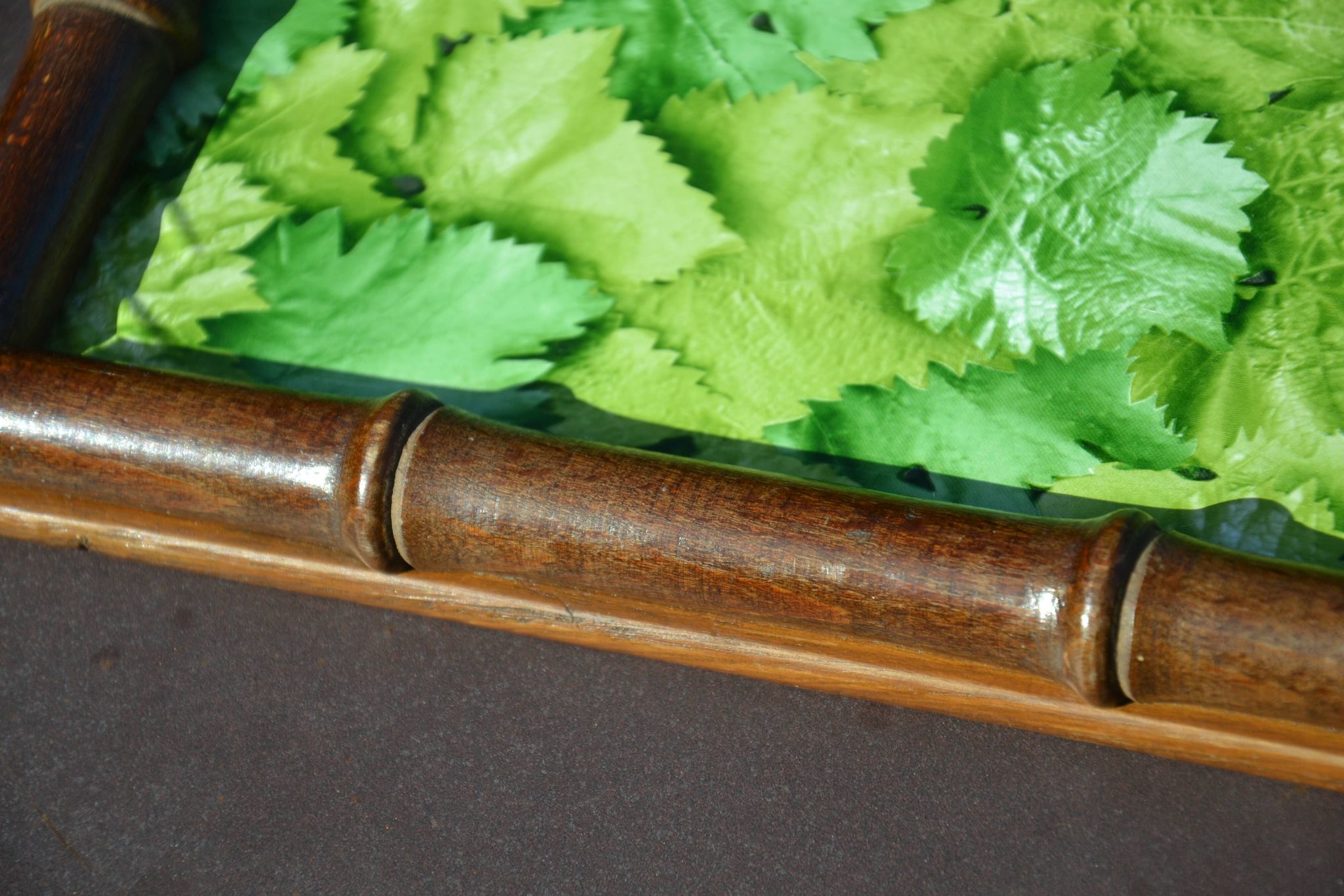 Wooden plateau imitation bamboo
