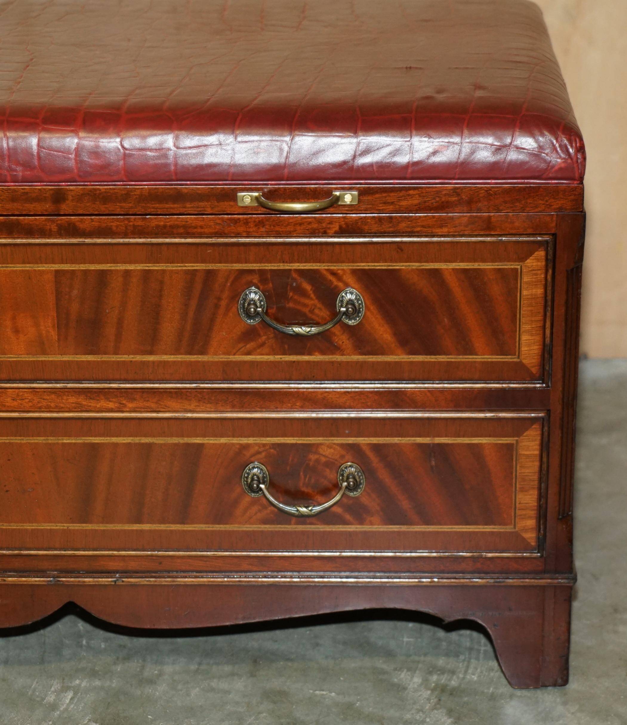 Crocodile leather and hardwood luggage rack in Mid-Century Modern style