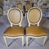 Chaises de salle à manger Louis XVI vintage – Ensemble de 8 chaises françaises sculptées en bois avec revêtement en simili cuir damassé caramel, années 1920/1930