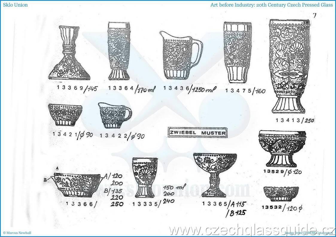 Vintage Cibulak Glass Vase by Pavel Panek: Mid-Century Modern Czech Design