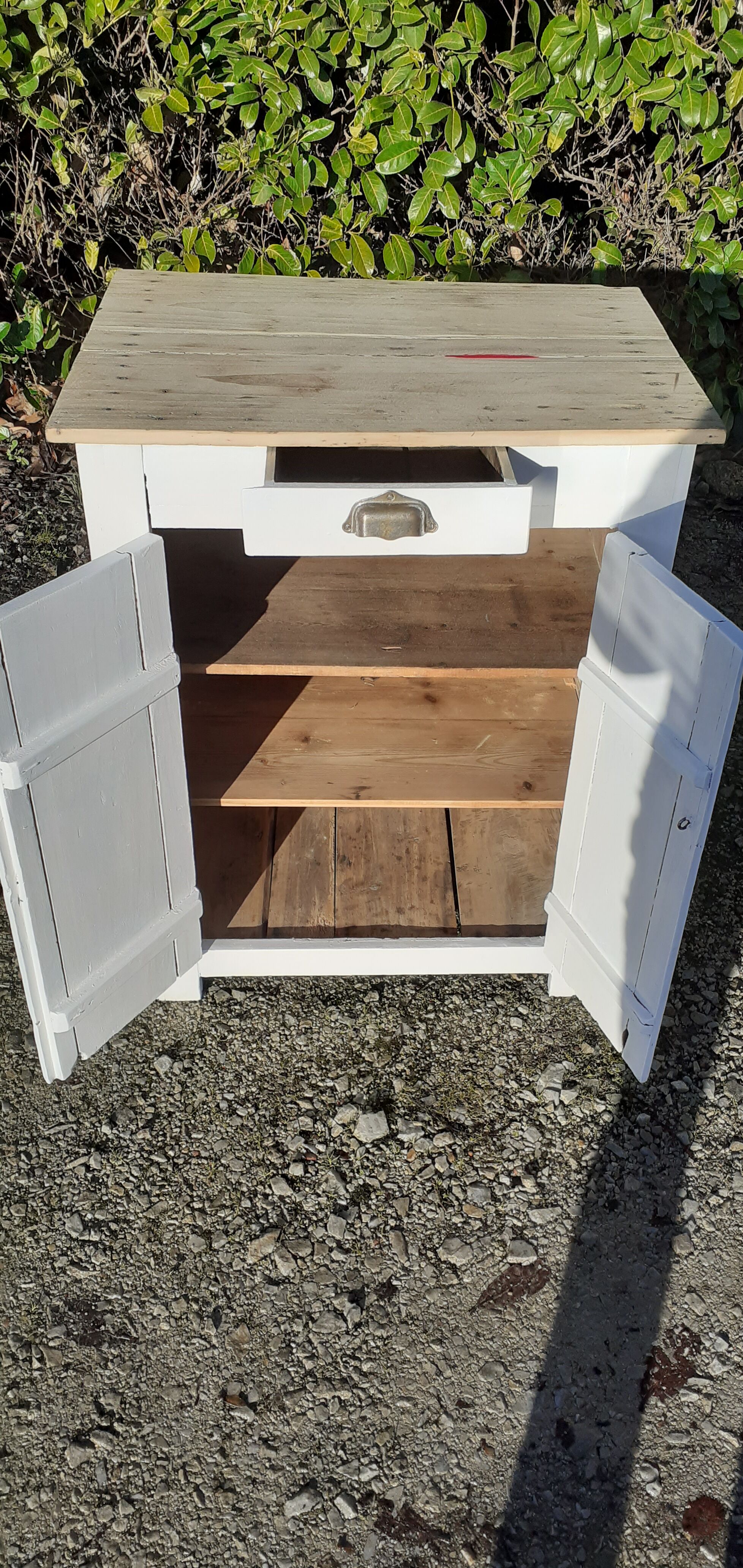 2-door Parisian buffet 1 white drawer