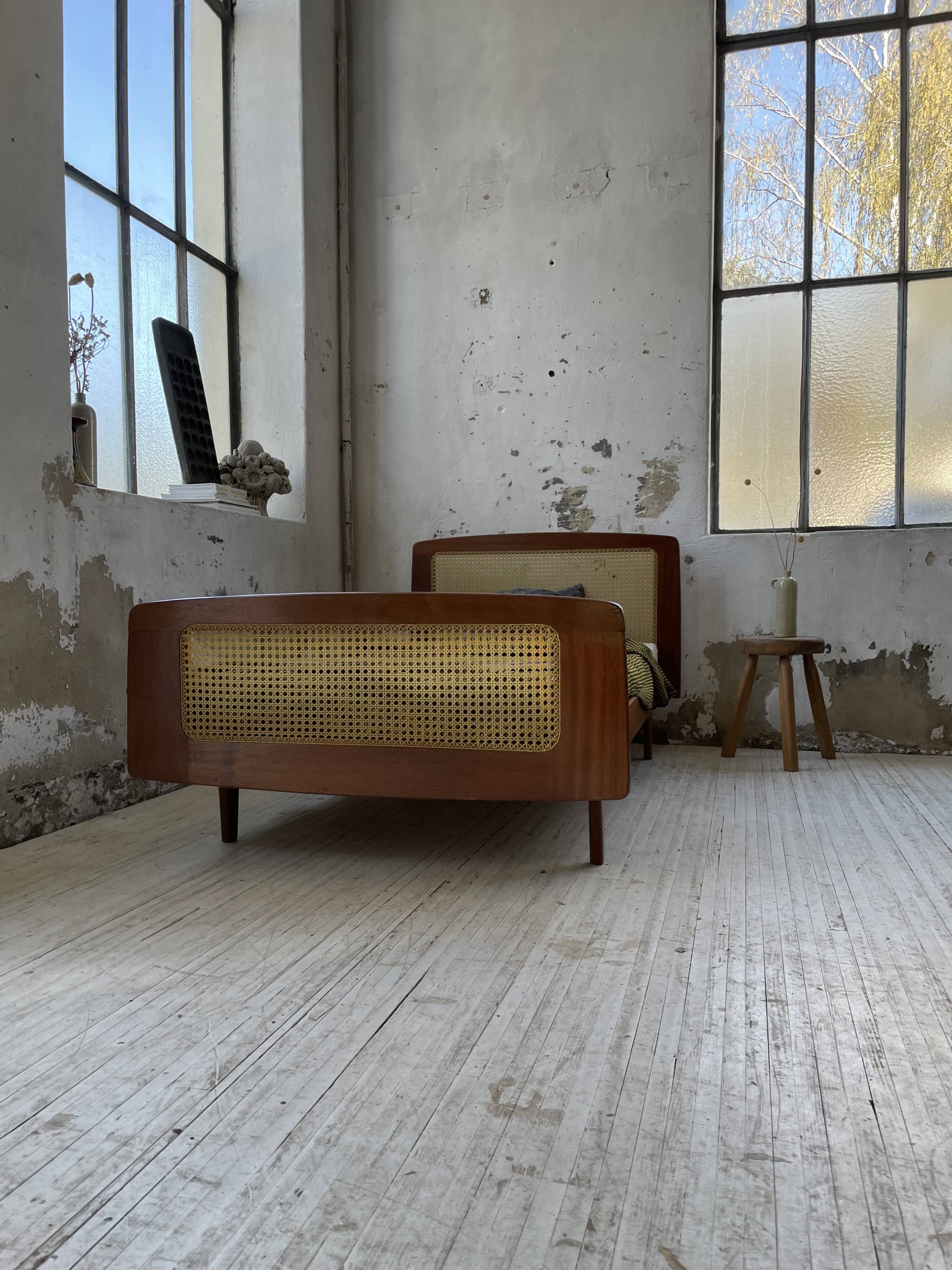 Lit Roset SNA teck et cannage 1 place