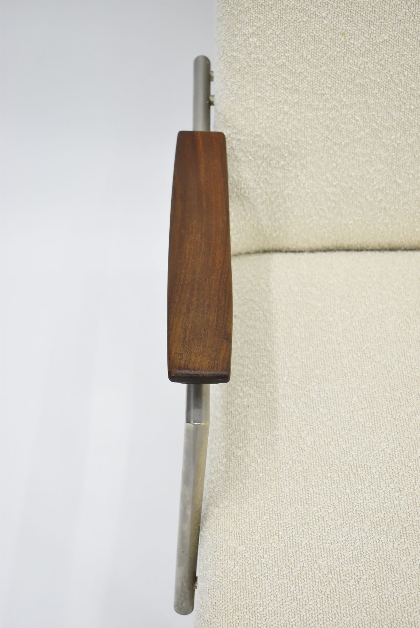 Canapé Danemark années 1960 bouclé beige