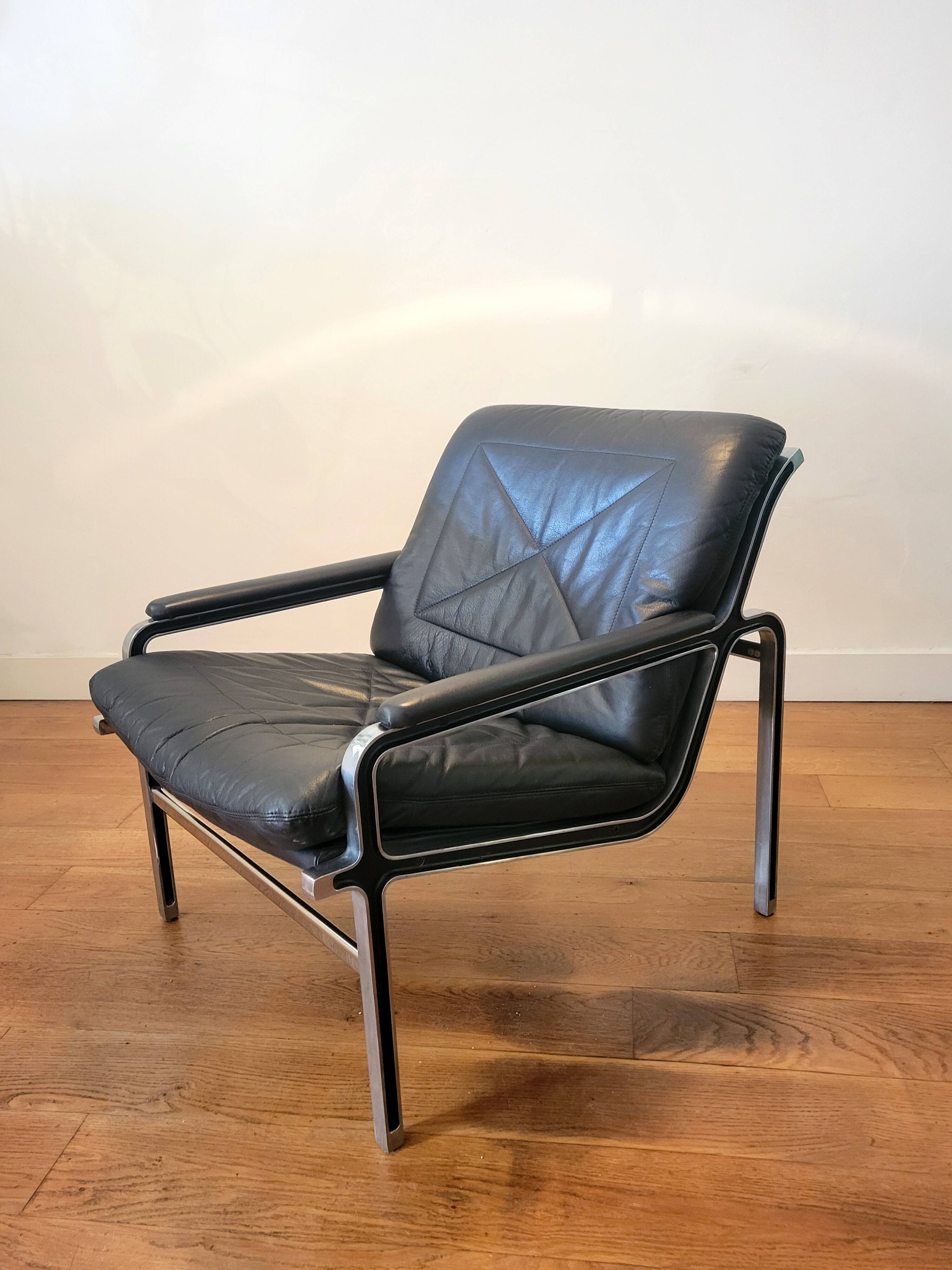 Mid-century modern lounge chair by André Vandenbeuck for Strässle 1960