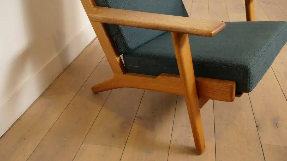 Vintage armchair | Hans Wegner | Oak | model GE290