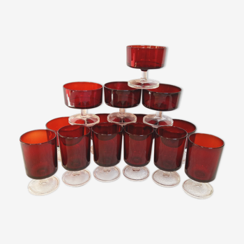 Service of 14 vintage ruby red glasses