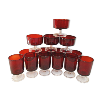 Service of 14 vintage ruby red glasses
