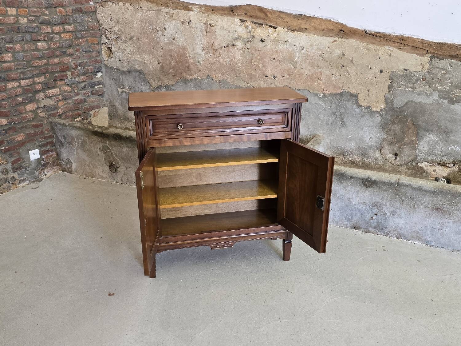 Small Parisian cherry wood buffet cabinet