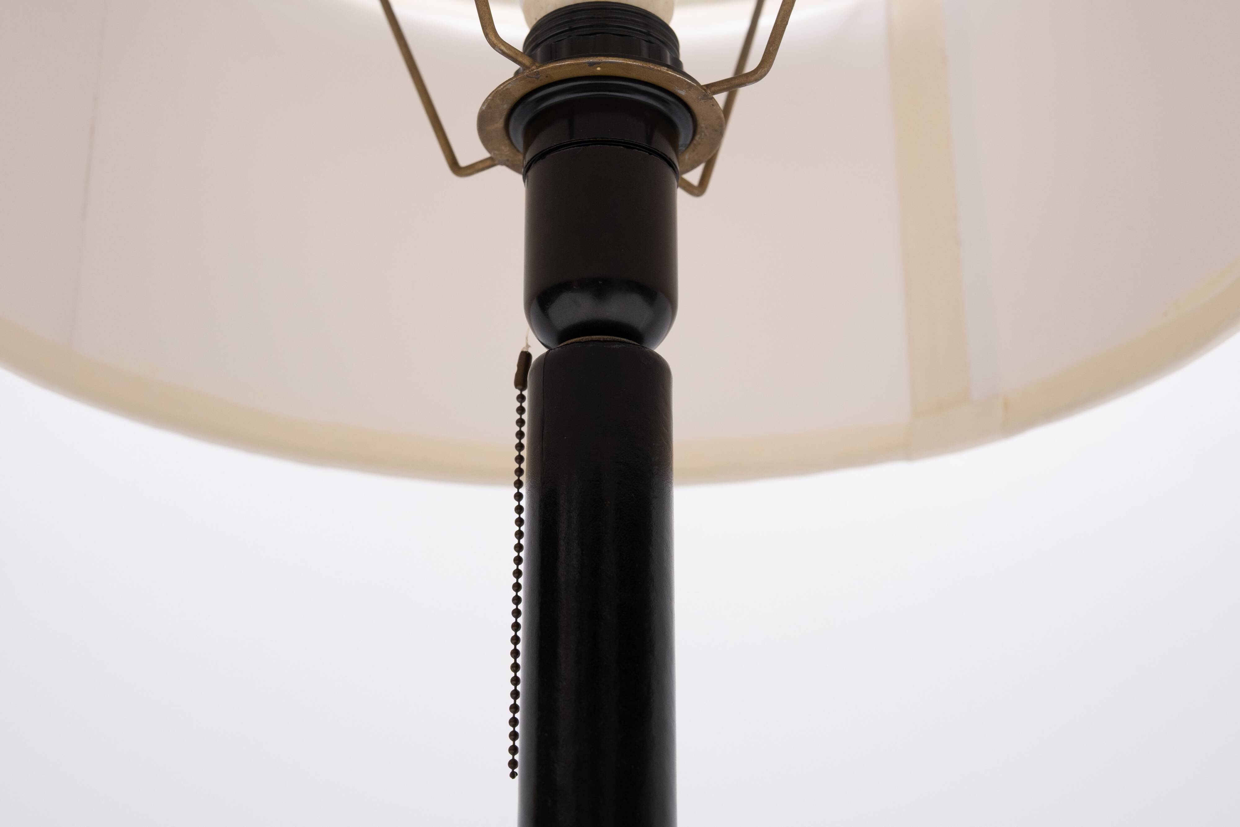 Grand ensemble de bureau exclusif en cuir cousu, années 1960, France