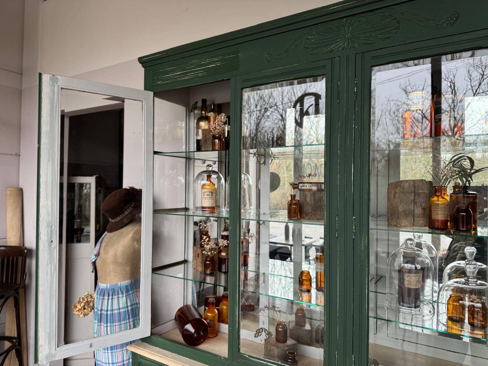 Pharmacy display case
