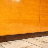 Armoire à deux portes de Mojmír Požár pour UP Závody, Tchécoslovaquie, années 1960.