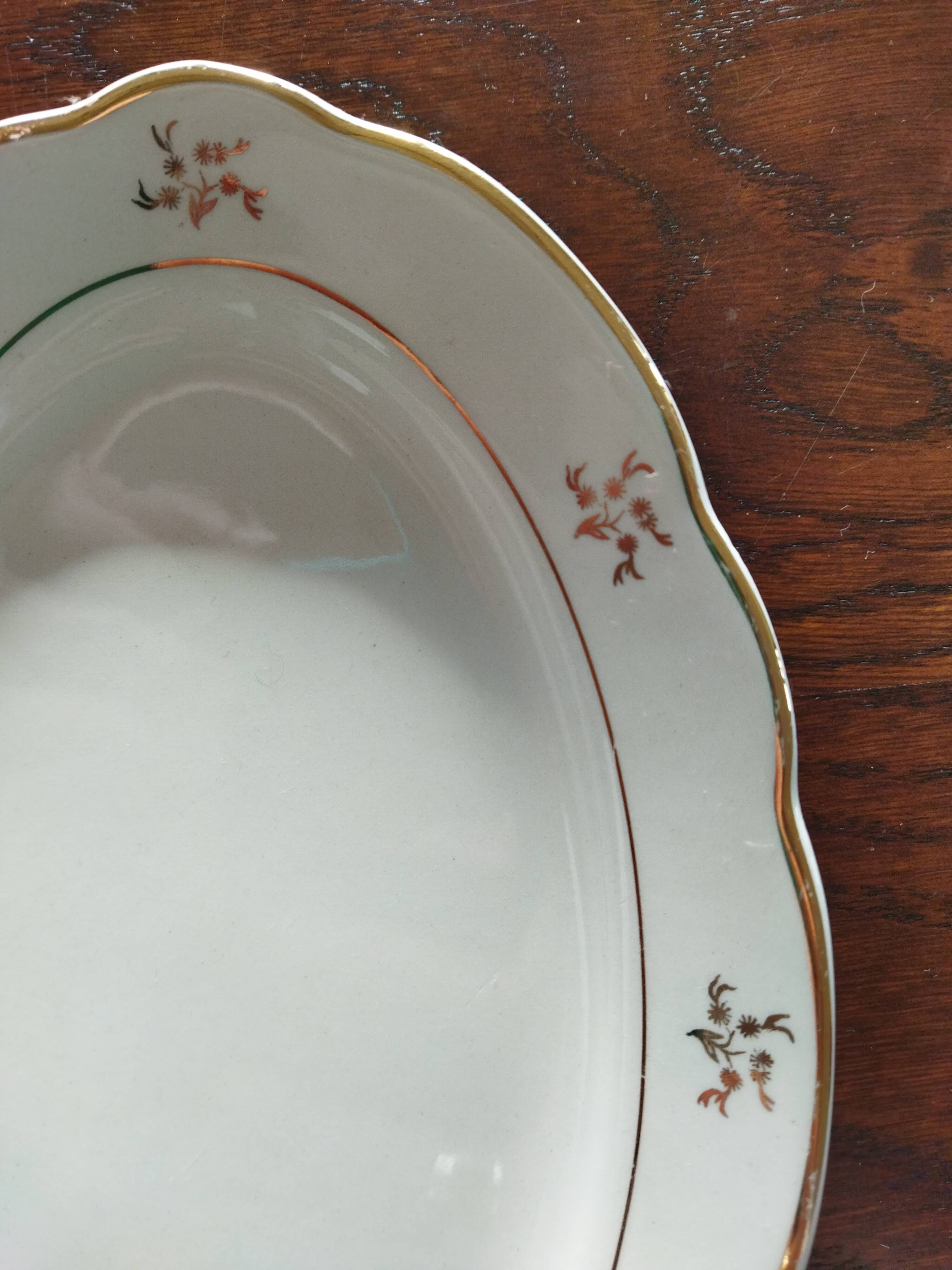 Raviers Villeroy & Boch Mettlach ivory and gold, model 7101