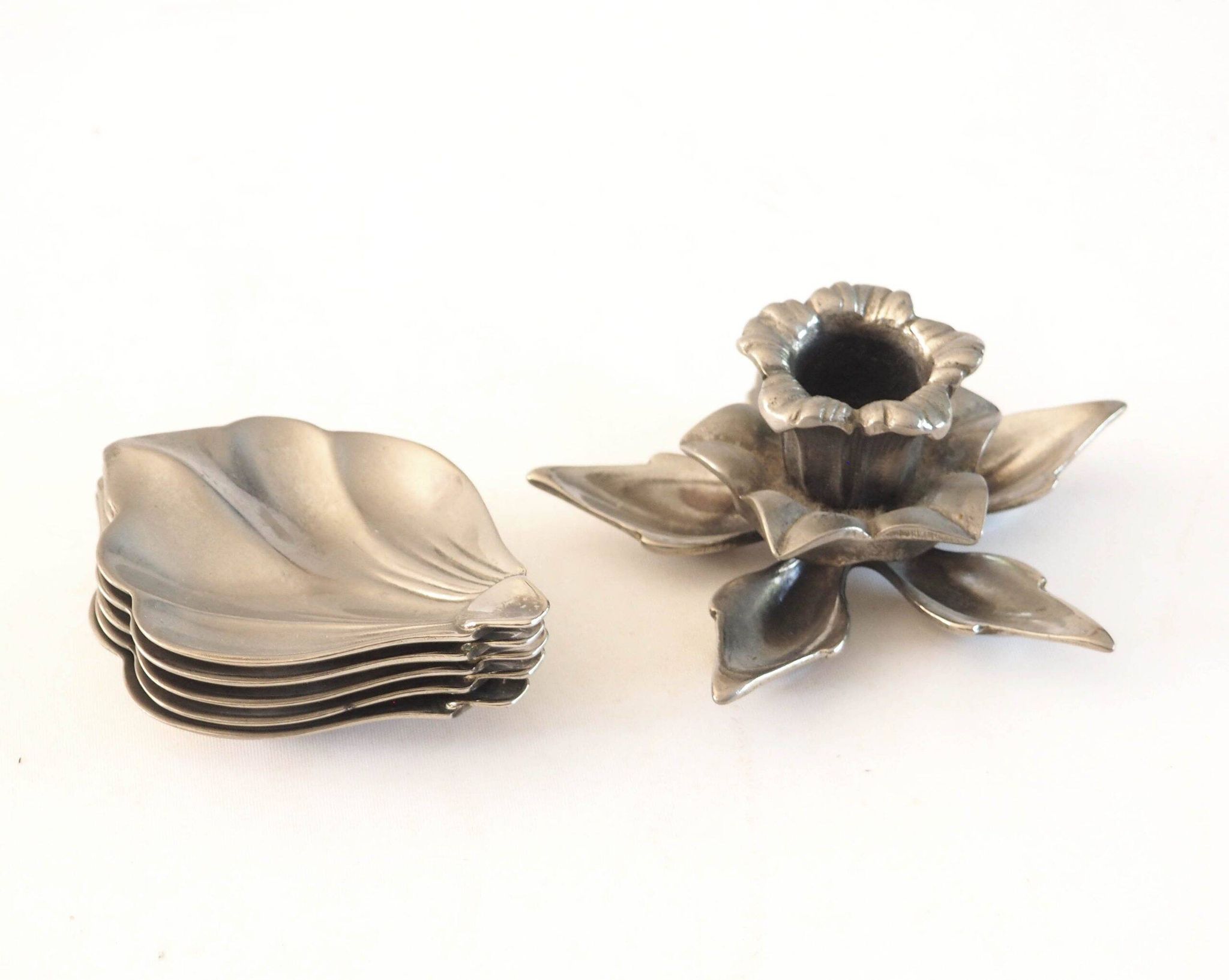 Flower candle holder/ashtray by S. Agudo