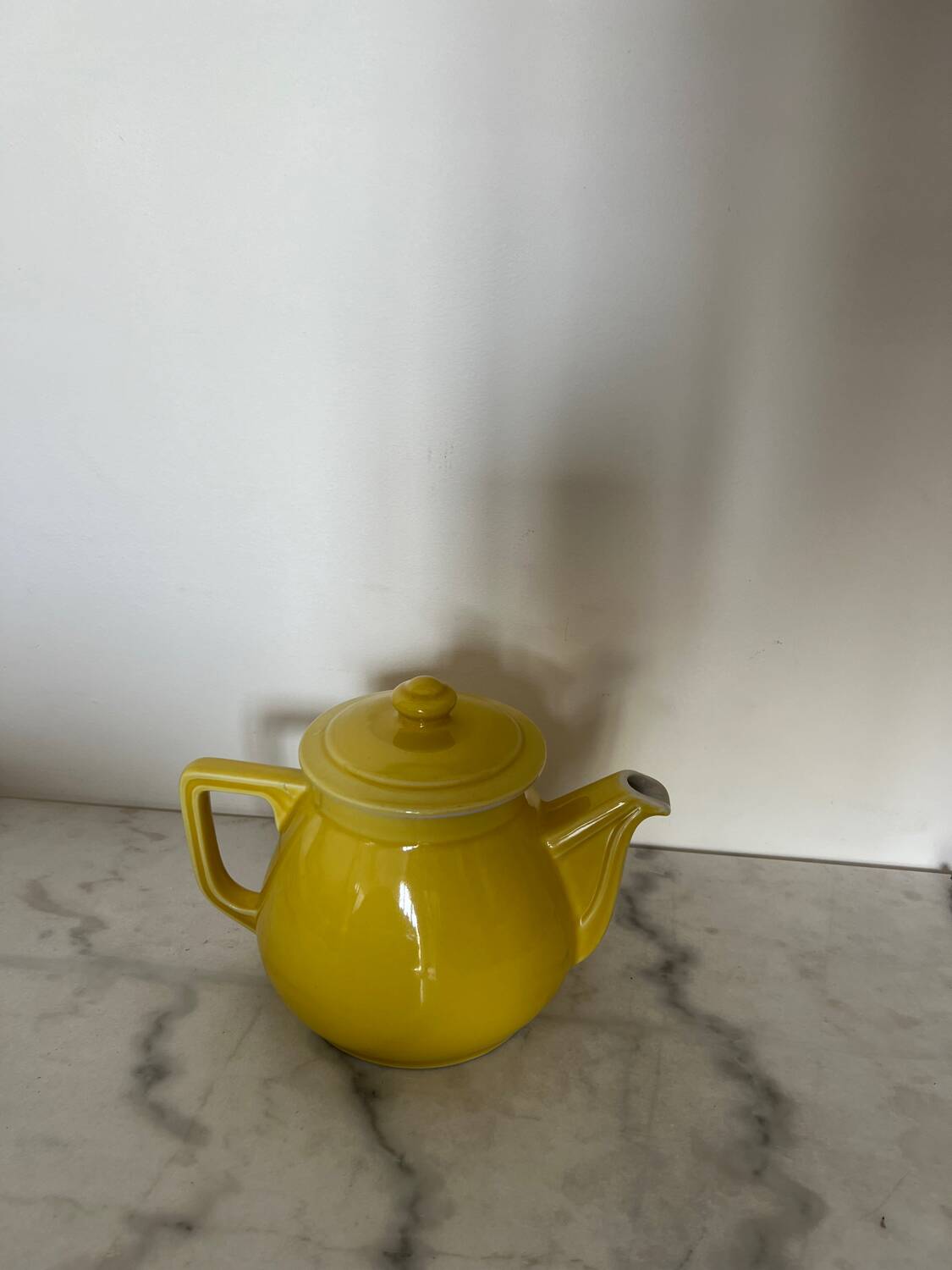 Rio yellow teapot from the 60s in very good condition