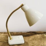 Desk lamp