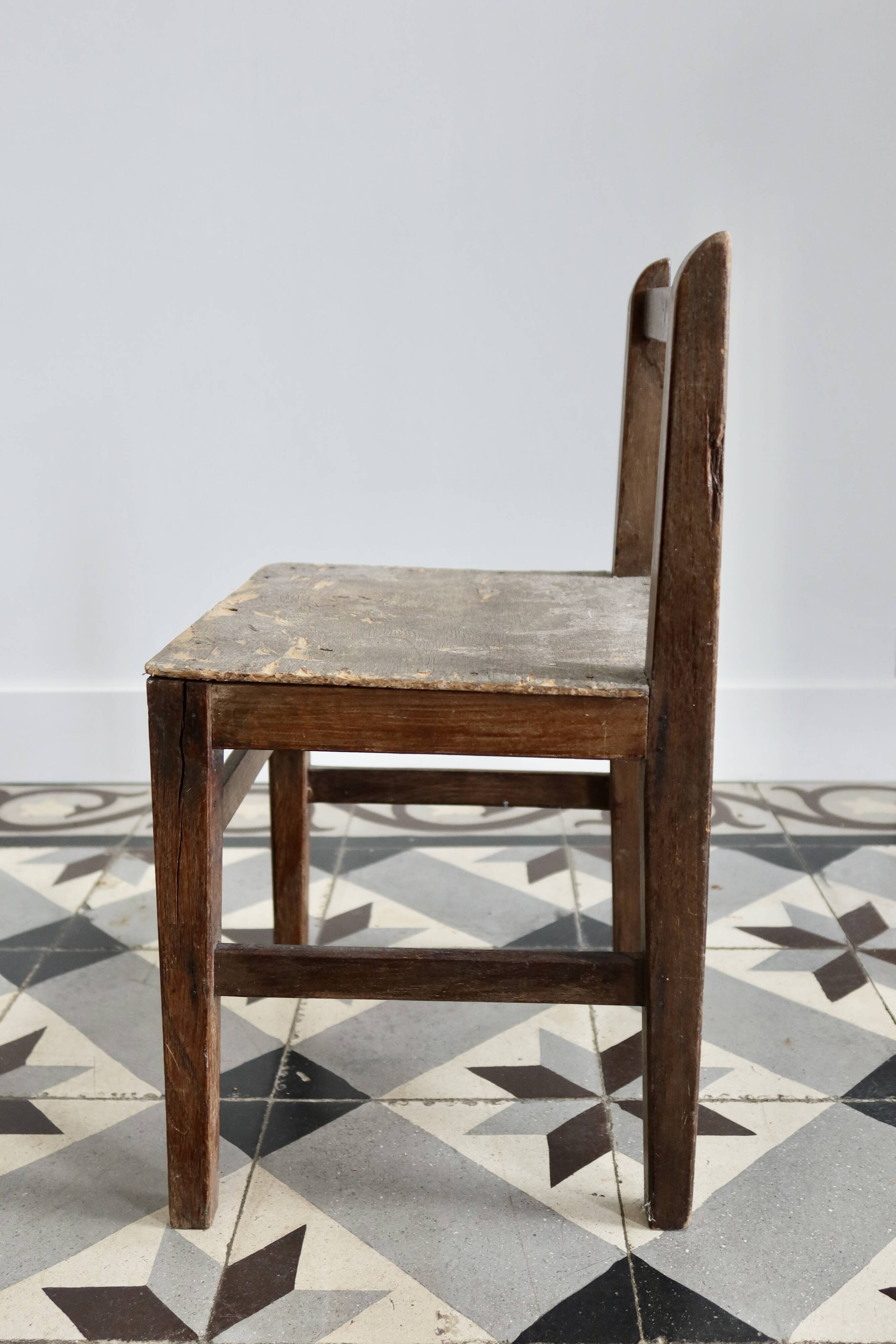 Chaise d’enfant ancienne en bois
