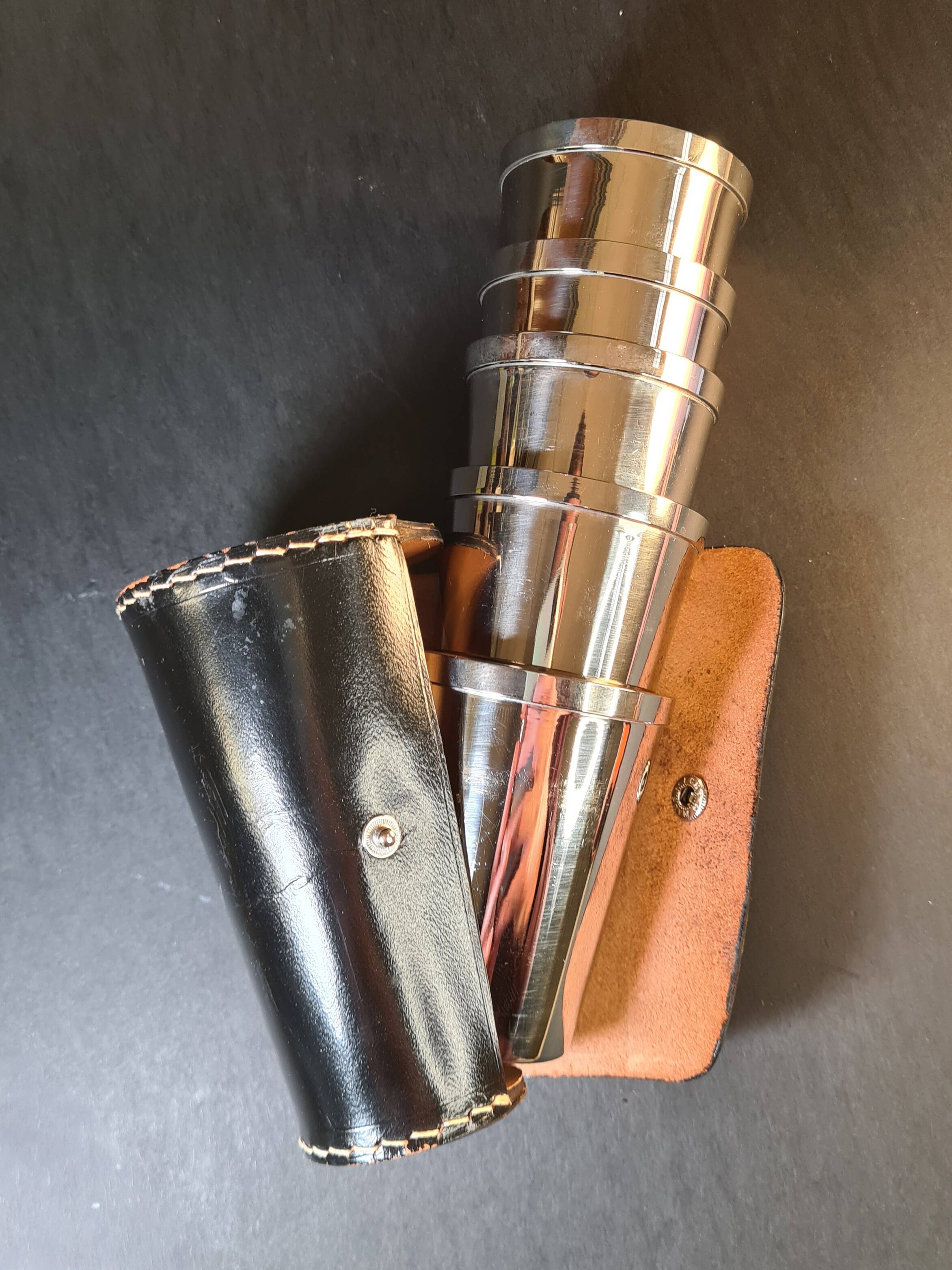 Set of 5 hunting cups – silver-plated with vermeil interior, with case