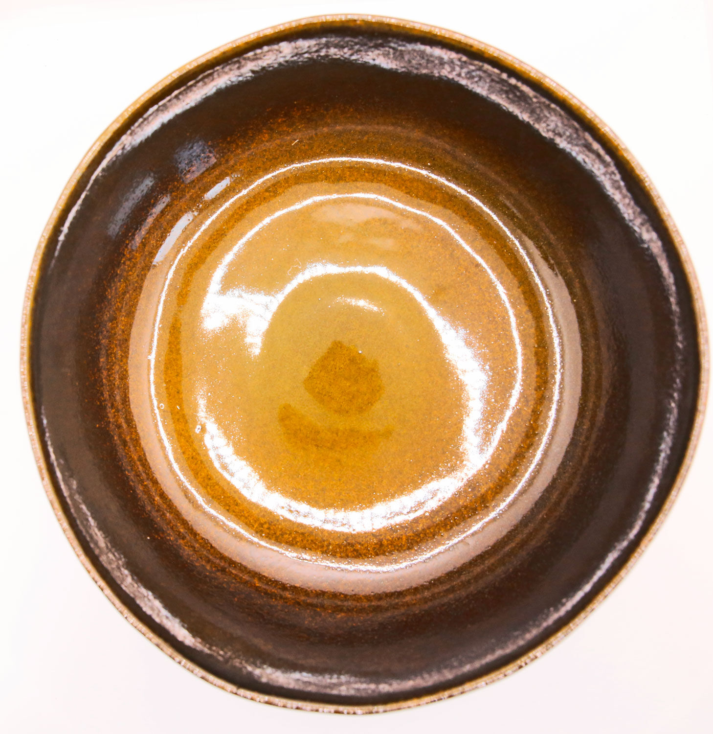 Salad bowl in brown sandstone, khaki and saffron