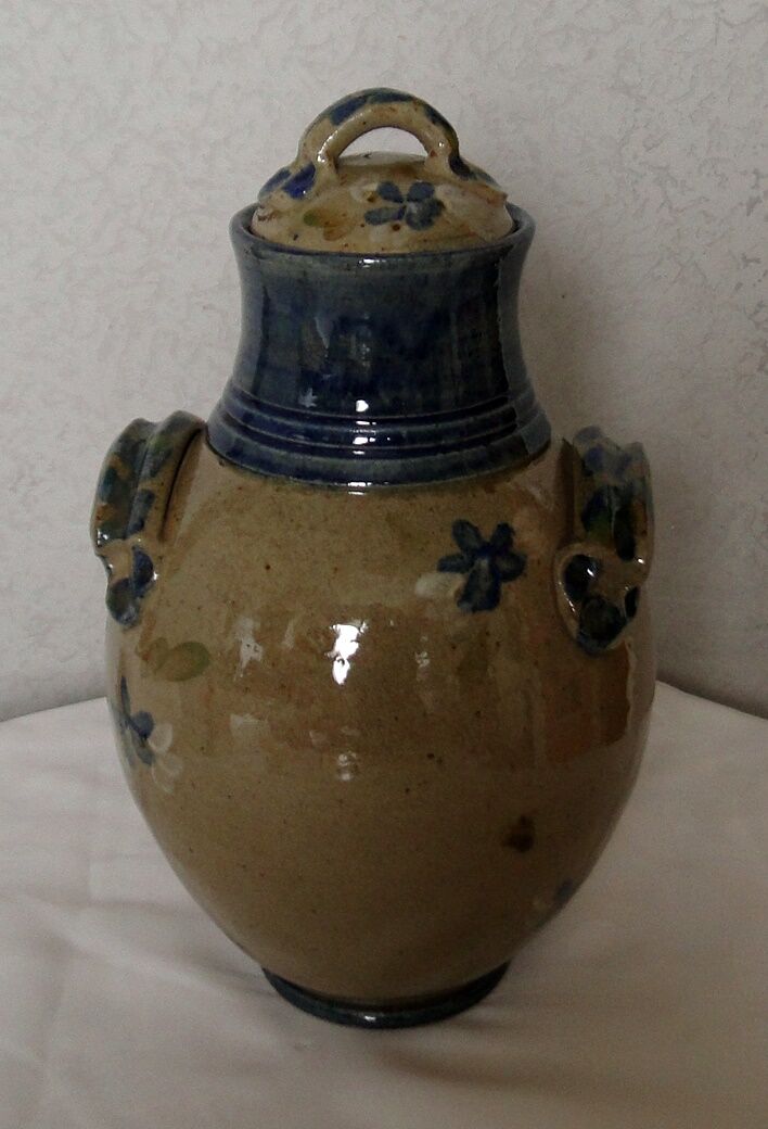 Old belly vinegar in beige and blue enamelled gres