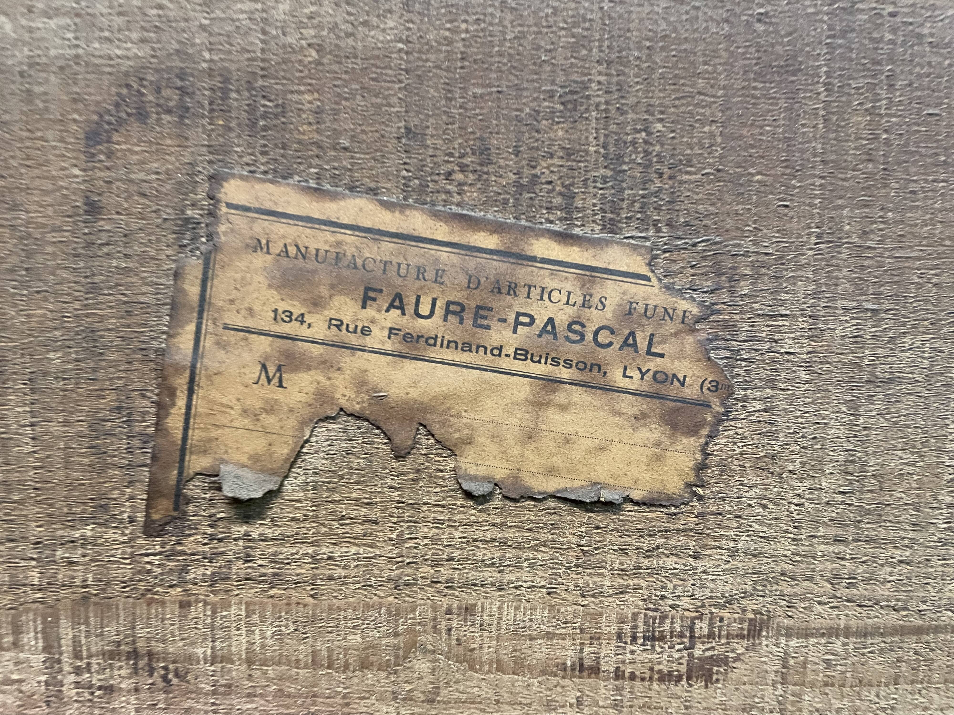 Mirror in walnut period art nouveau period, 190x85 cm