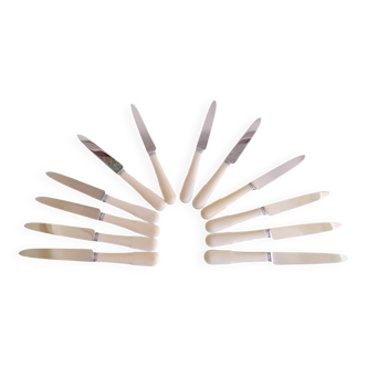 Set of 12 vintage stainless steel and Bakelite knives "Fleur de Lys"