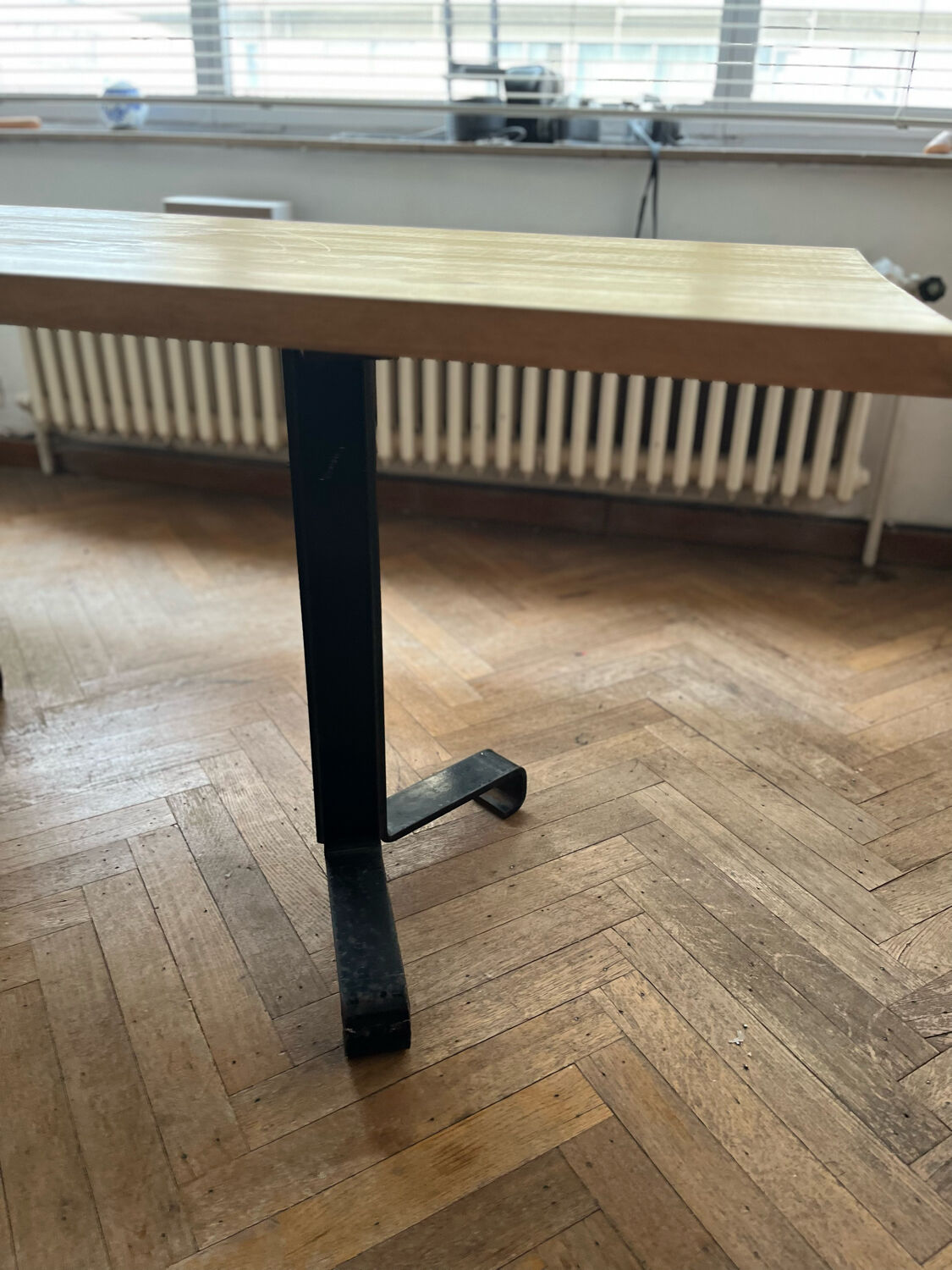 Table Charlotte Perriand