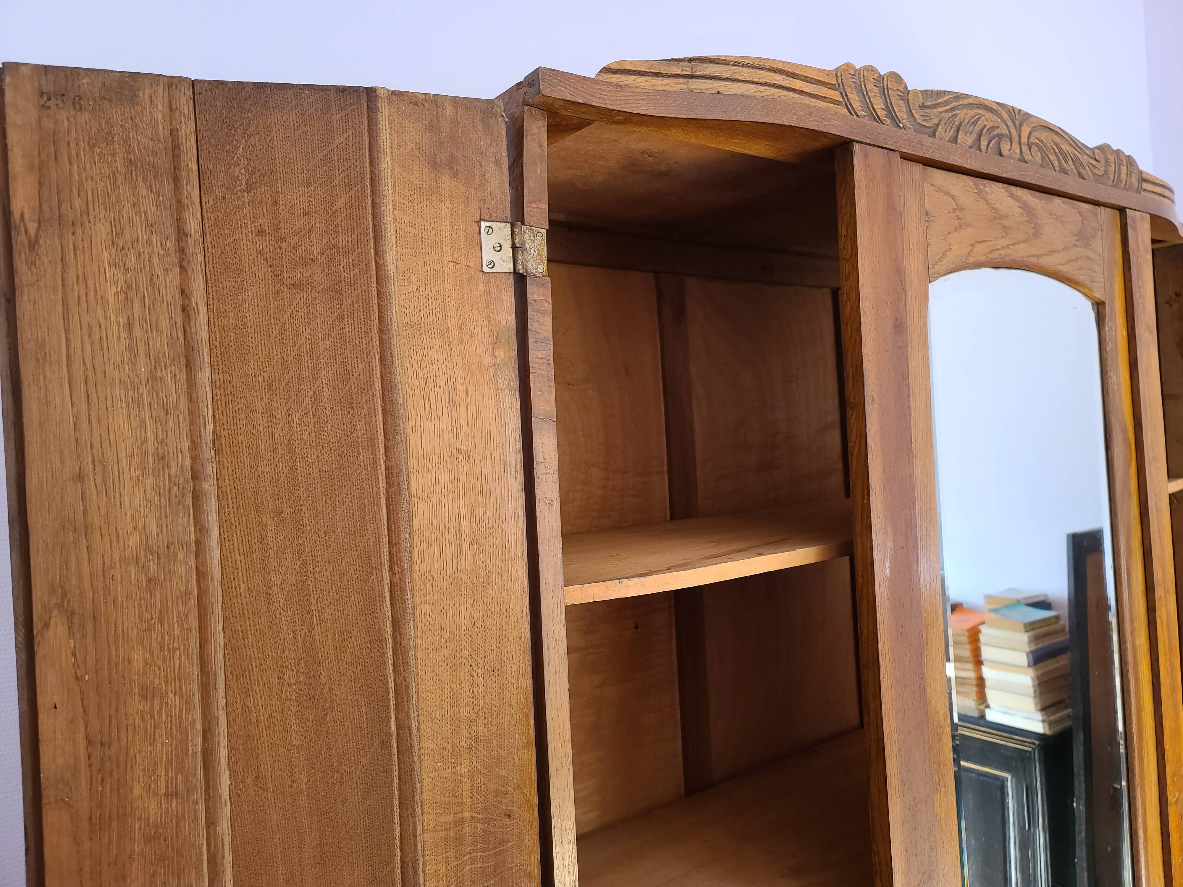 vintage wardrobe from the 1950s