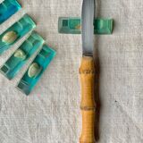 Shell-inclusion resin knife rest 1950