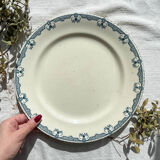 Round plate terre de fer salins model parmentier made in france