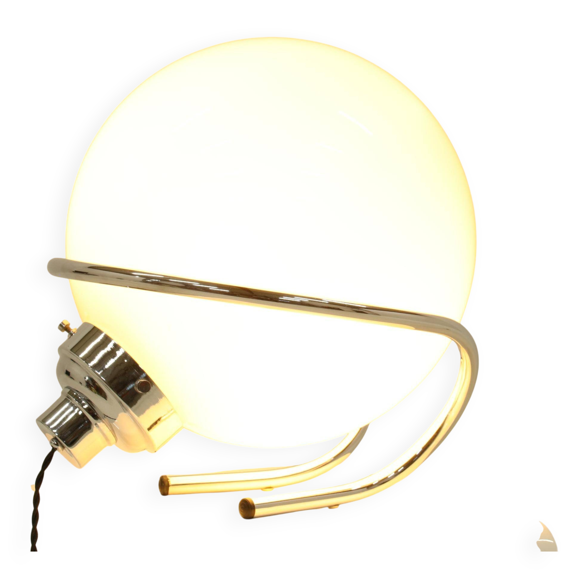 Lampe de table globe en chrome et verre blanc, Italie, années 1970