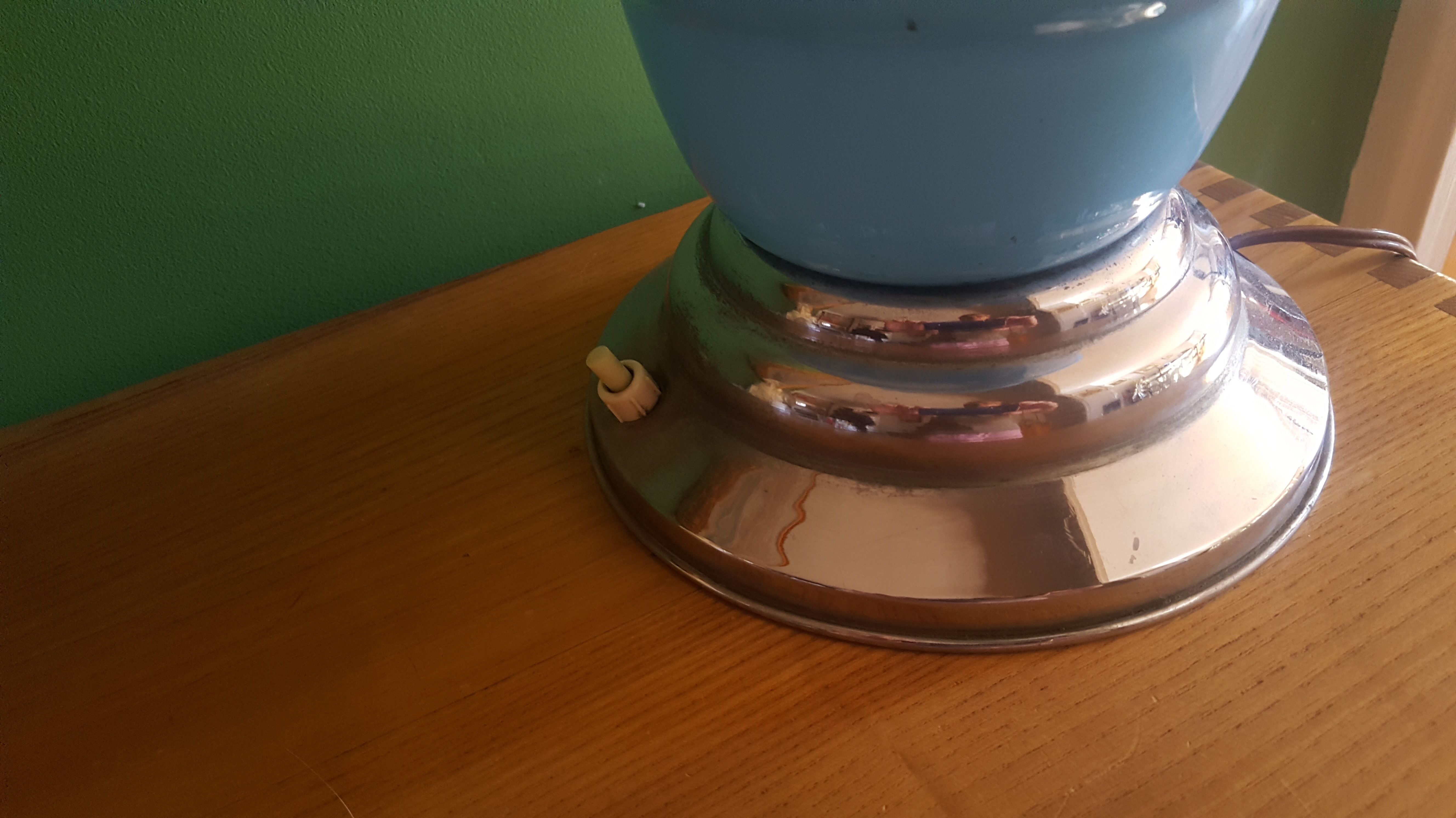 Art deco lamp in opaline