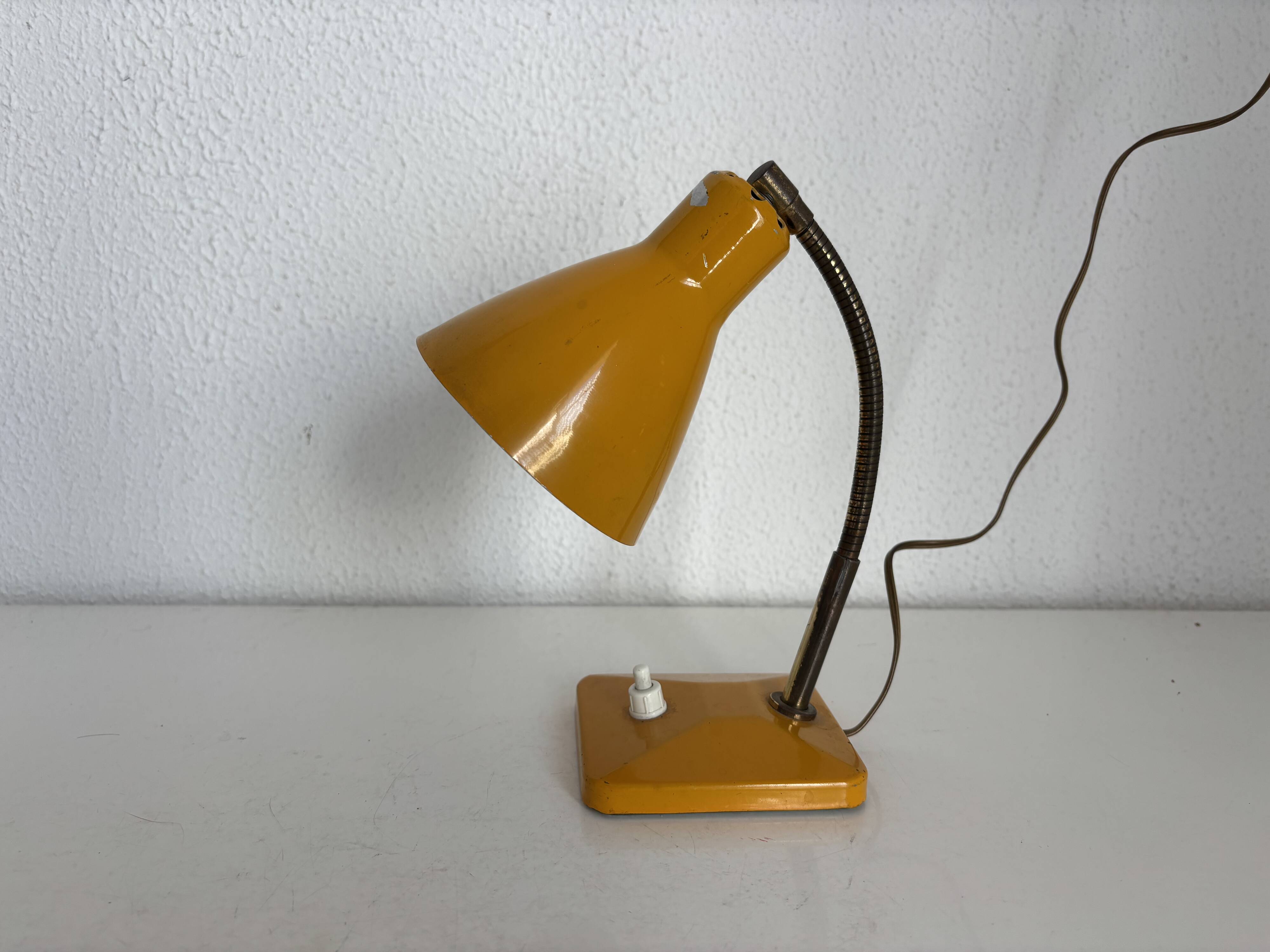 Vintage 1950 bedside lamp for children's desk gum-gutta - 21 cm