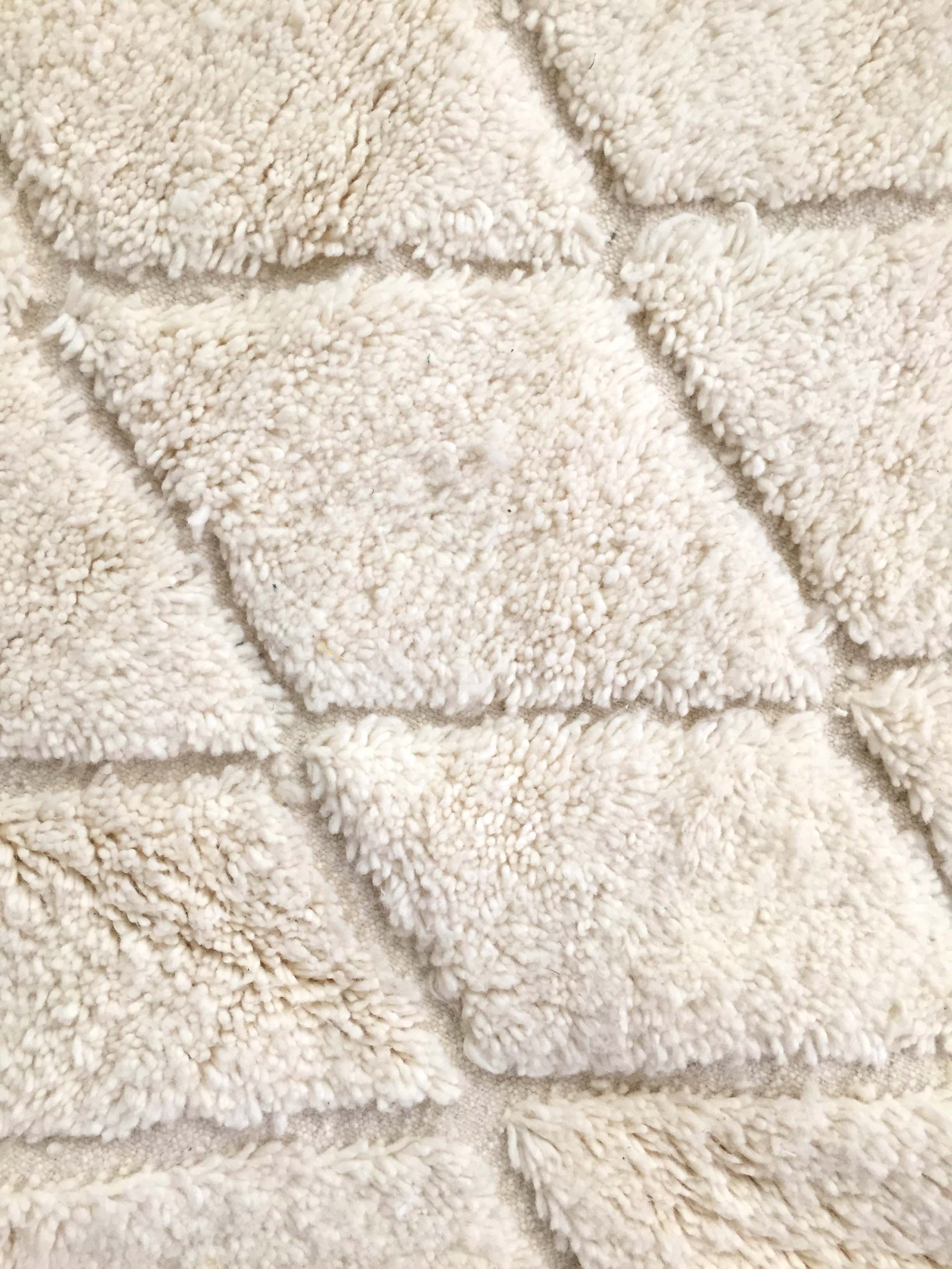 Moroccan berber carpet blessed ouarain ecru with diamond patterns engraved 304x204cm