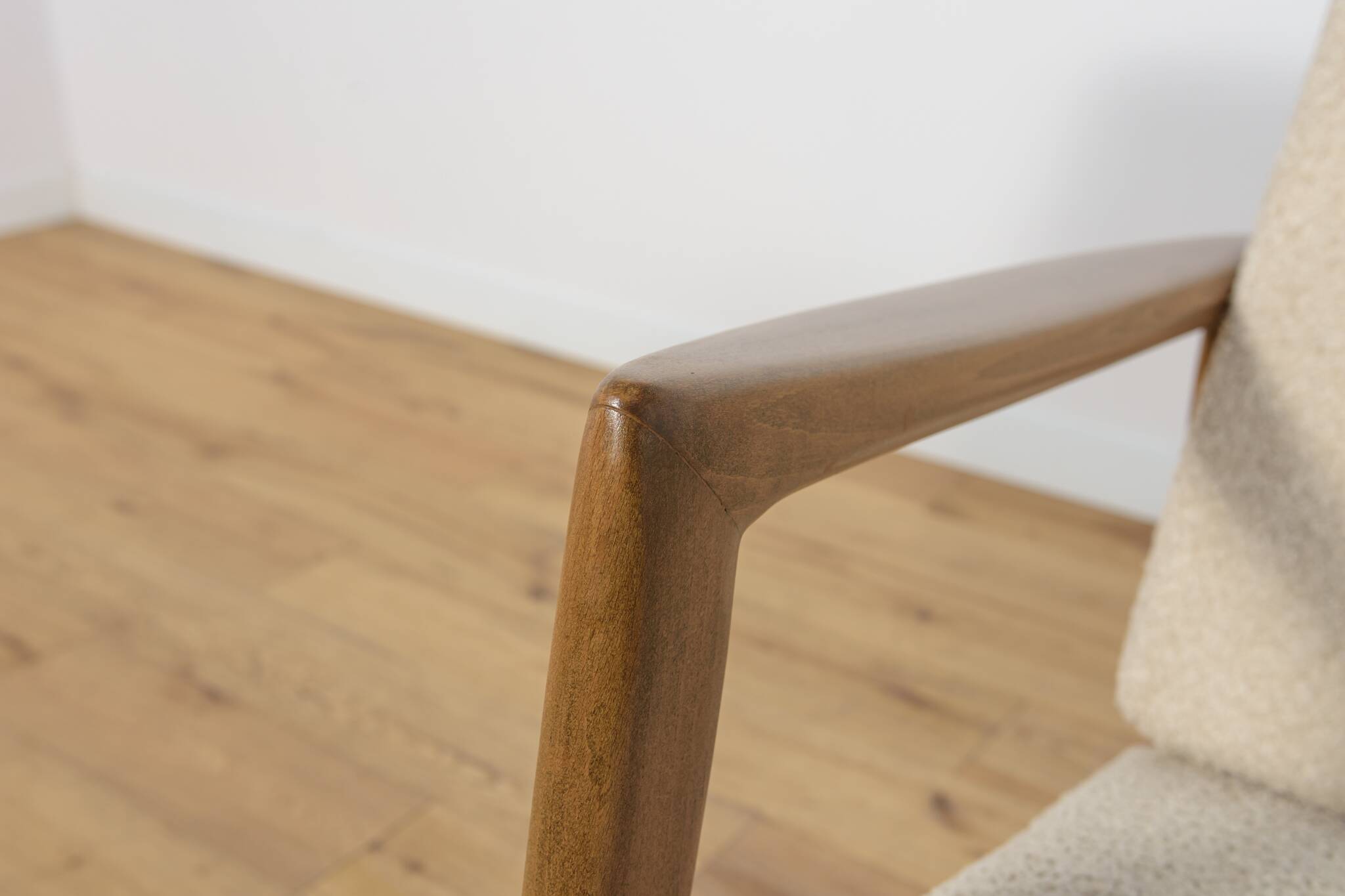 Mid-Century Model 300-139 Armchair from Swarzędzka Factory, 1960s