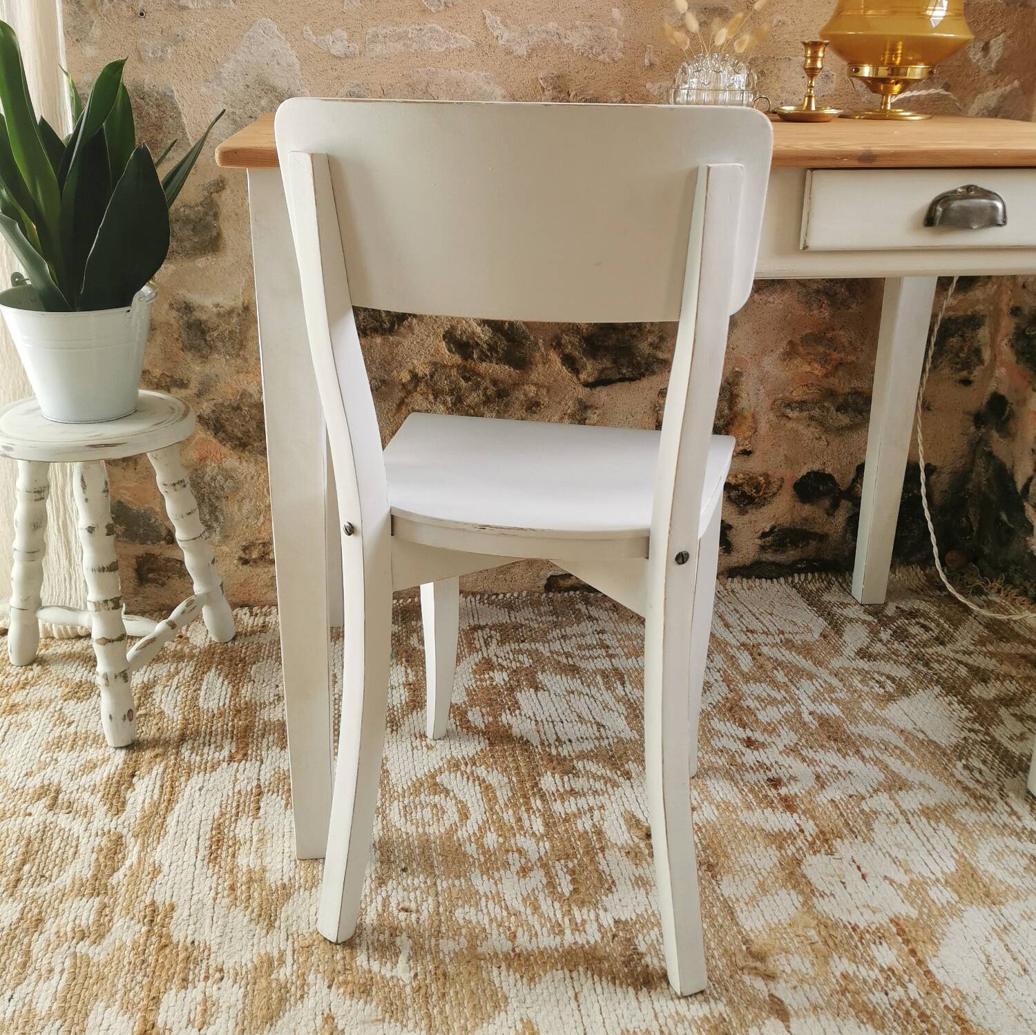 Small table, desk and its patinated chair