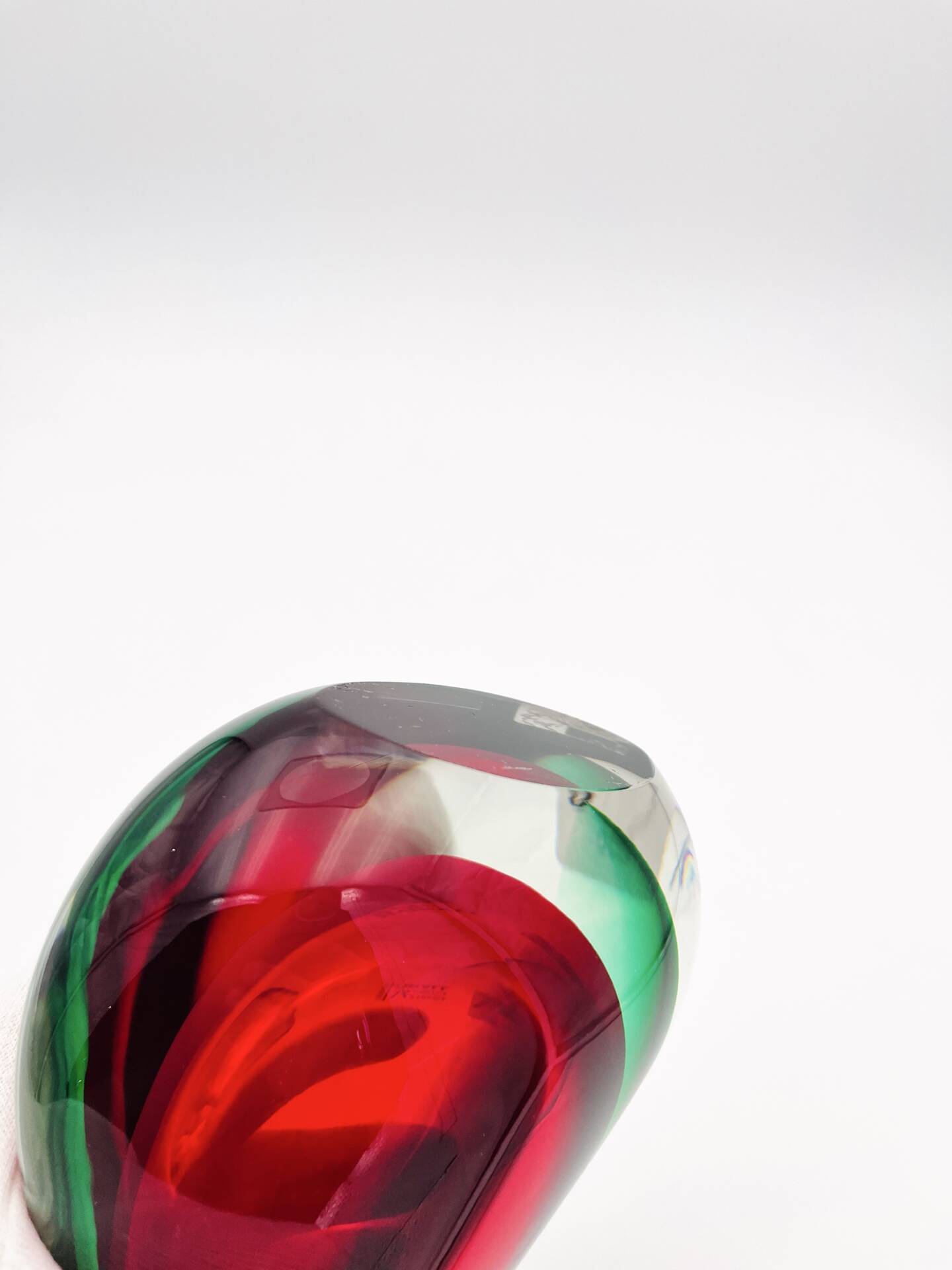 Vase sculpture murano michele onesto oball sommerso rouge vert 23.5cm