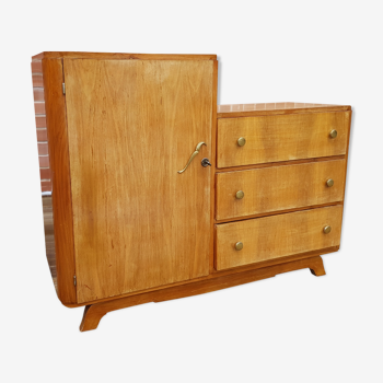 Asymmetrical chest of drawers