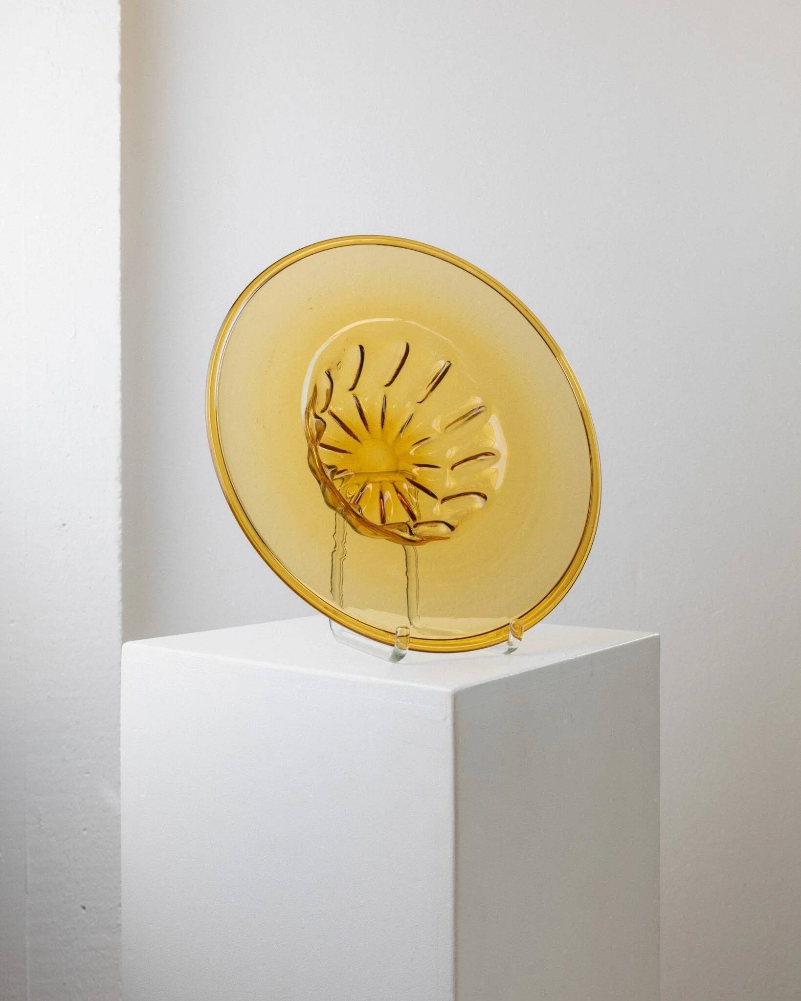 XL Amber Murano Glass Bowl with ribbed pattern, Italy 1920s – decorative fruit bowl, vintage glassware gift