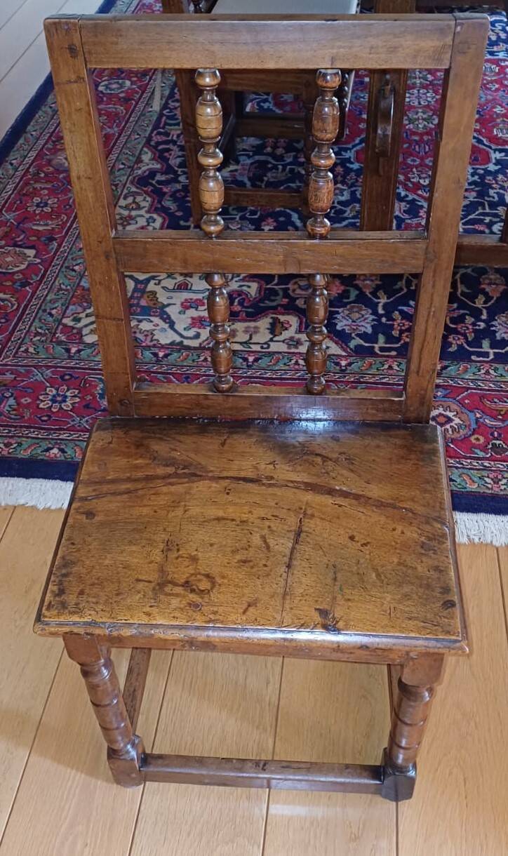 Refectory table in solid oak and 6 chairs, 17th–18th century