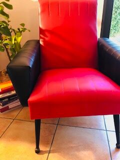 Vintage skai chair