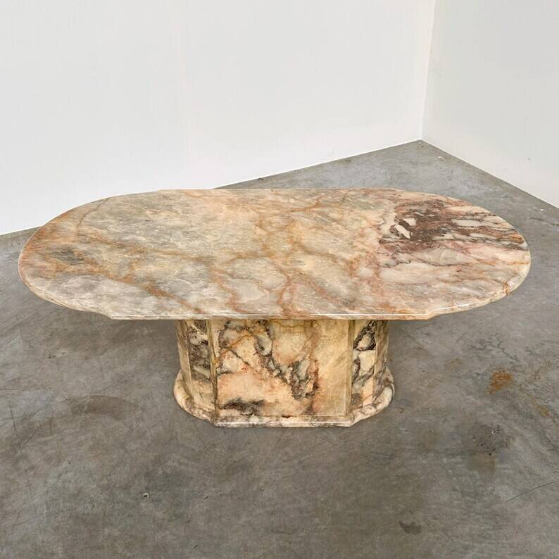 Classic Marble Coffee Table Fior di Pesco, Italy, 1970s