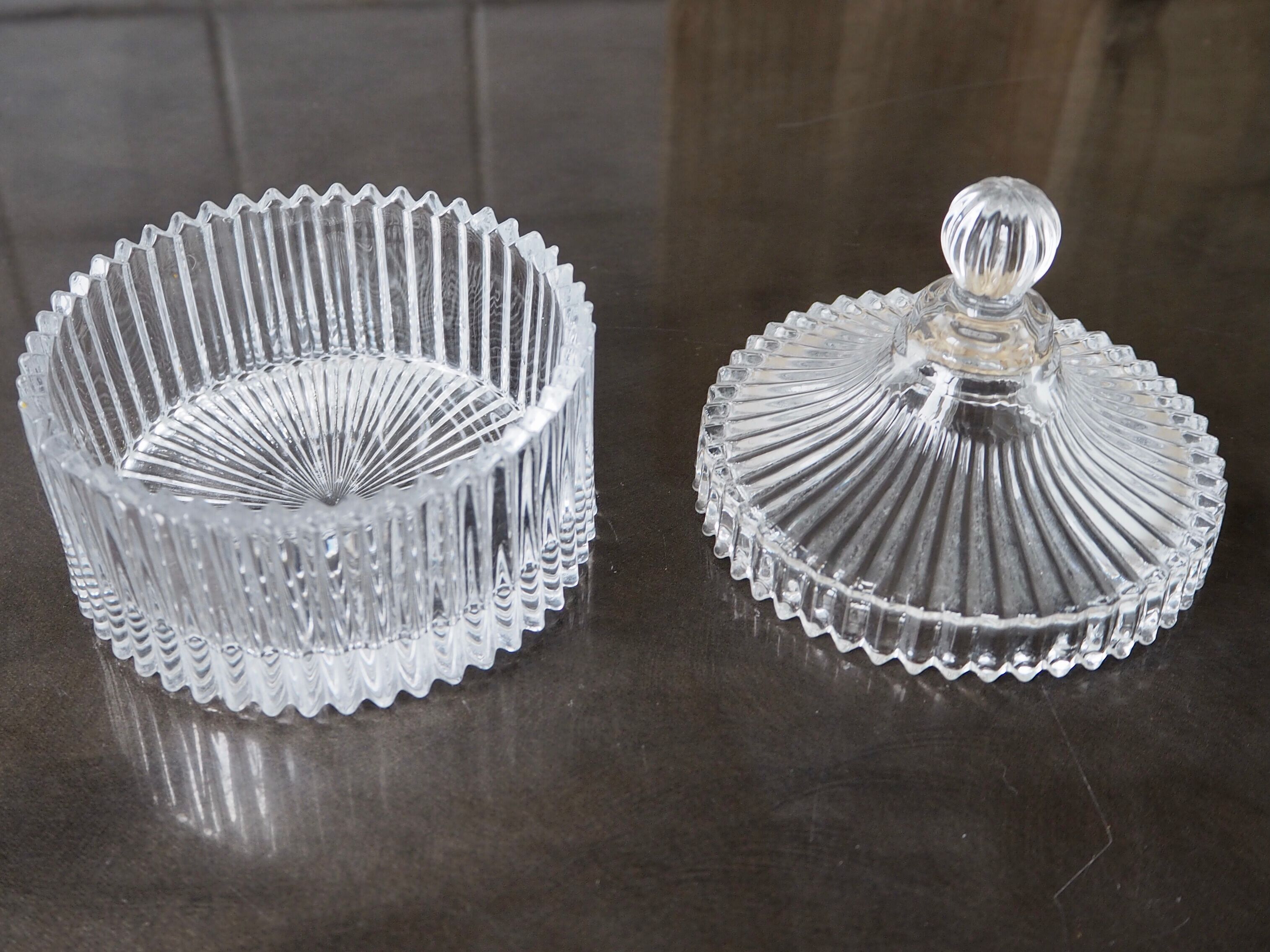 Glass candy maker