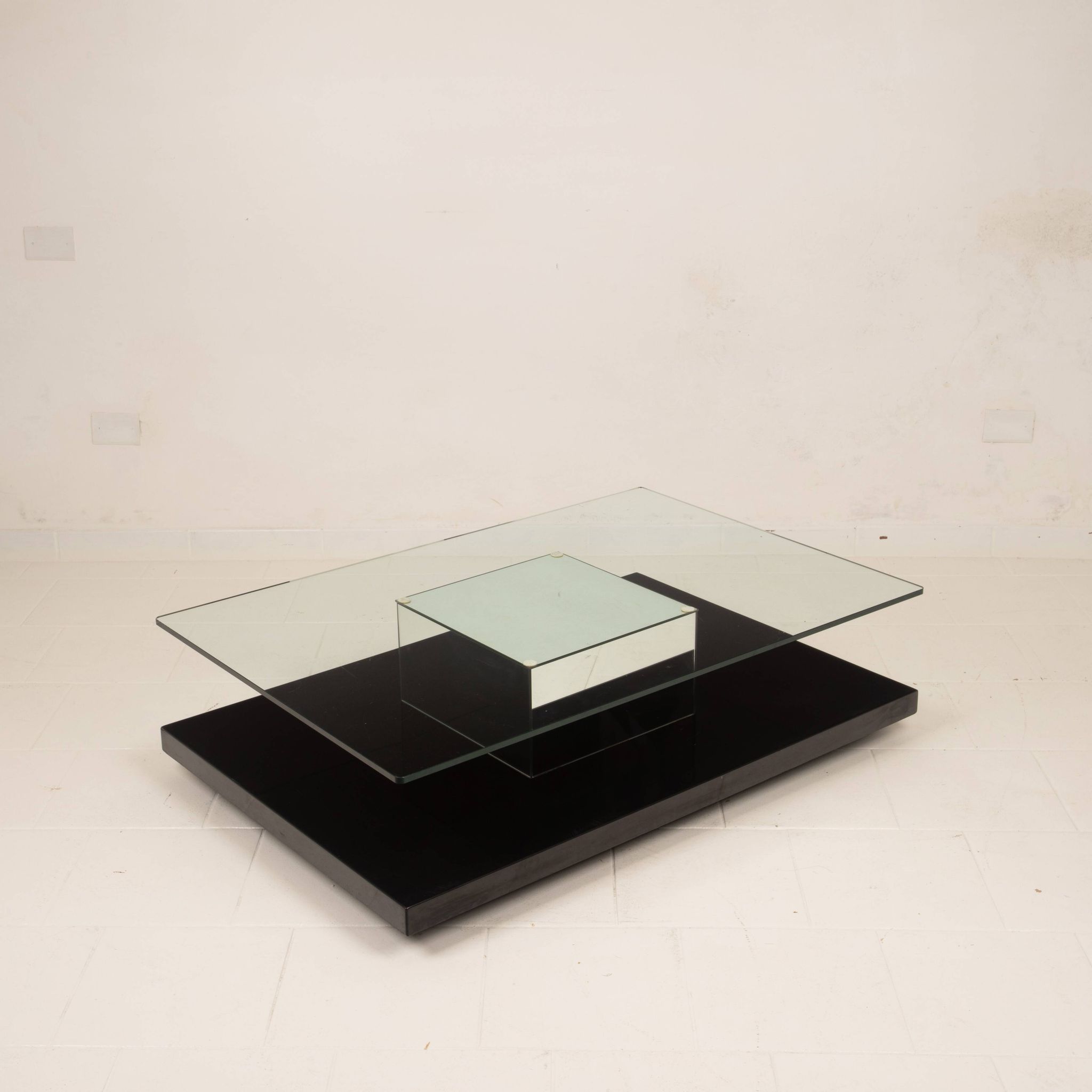 Cidue Mid Century Italian Black Lacquer, Mirror and Glass Coffee Table 1970
